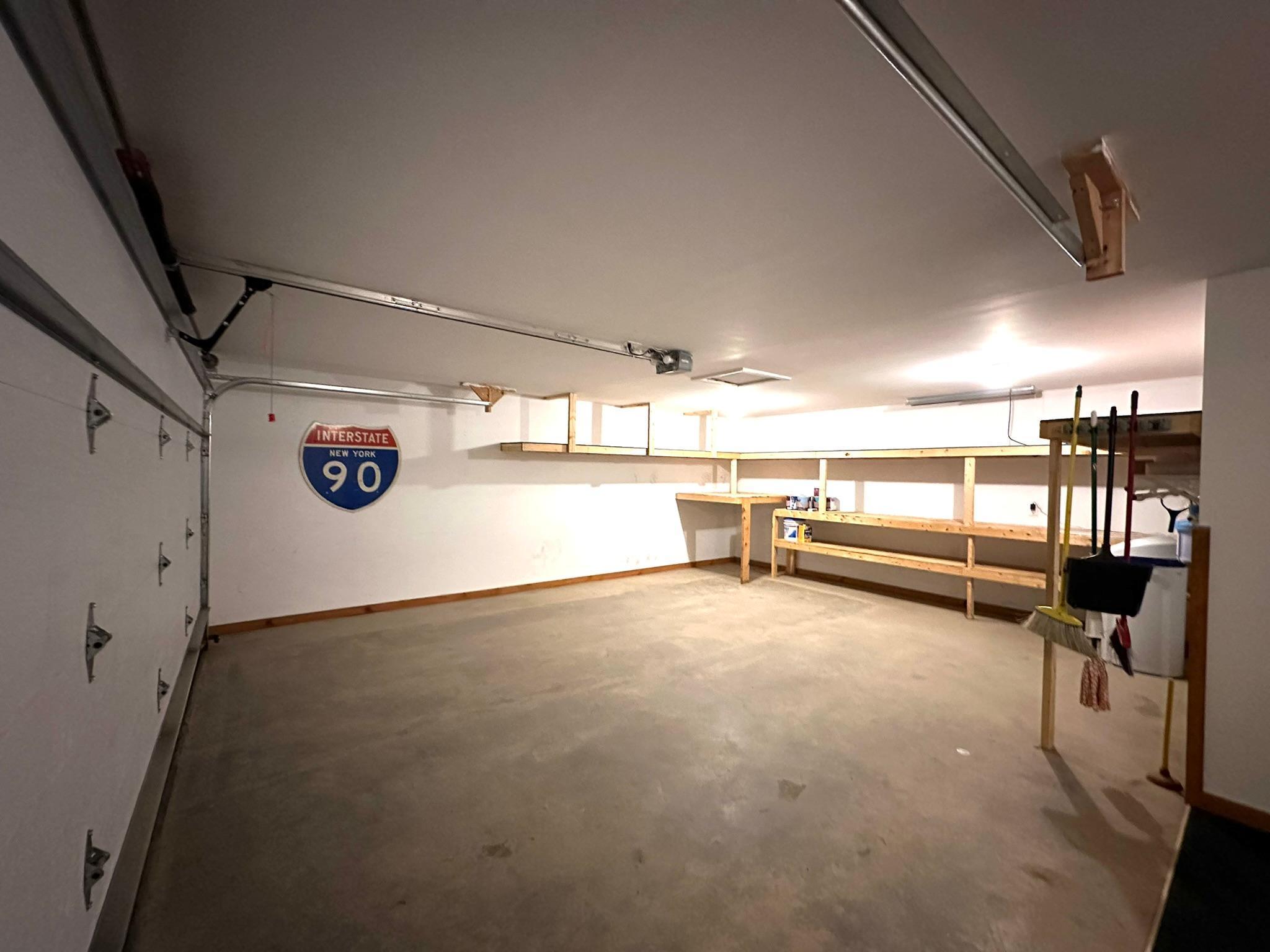 200 Staff Street SE