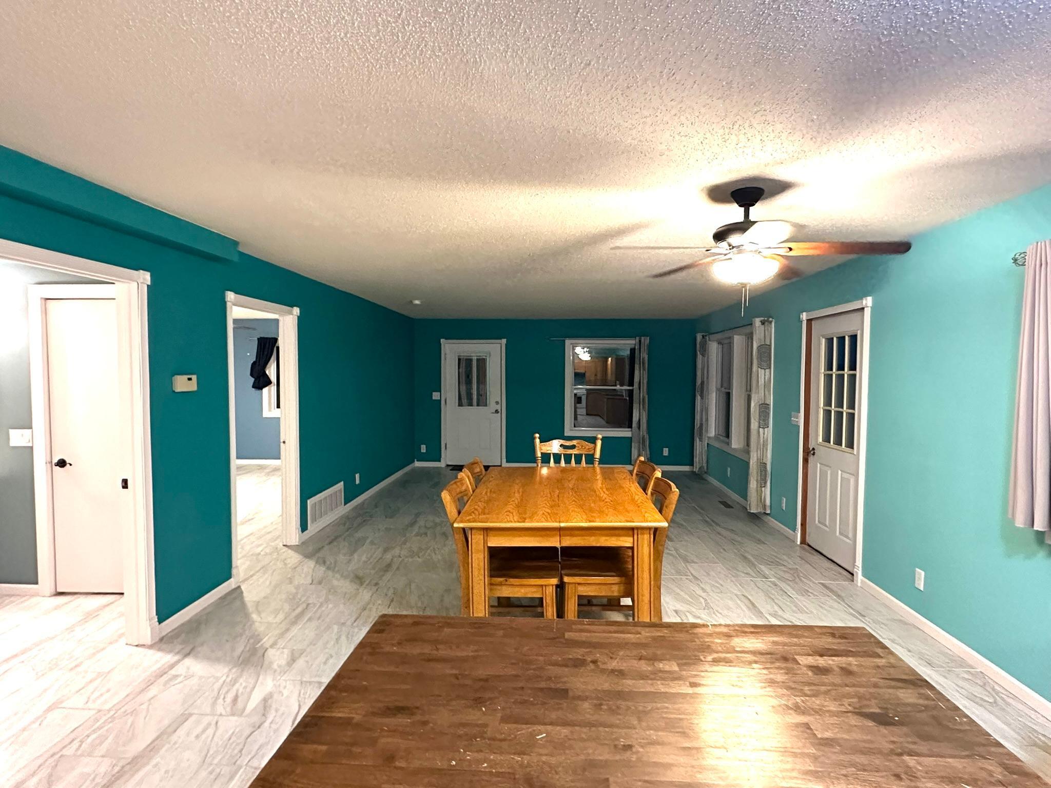 200 Staff Street SE