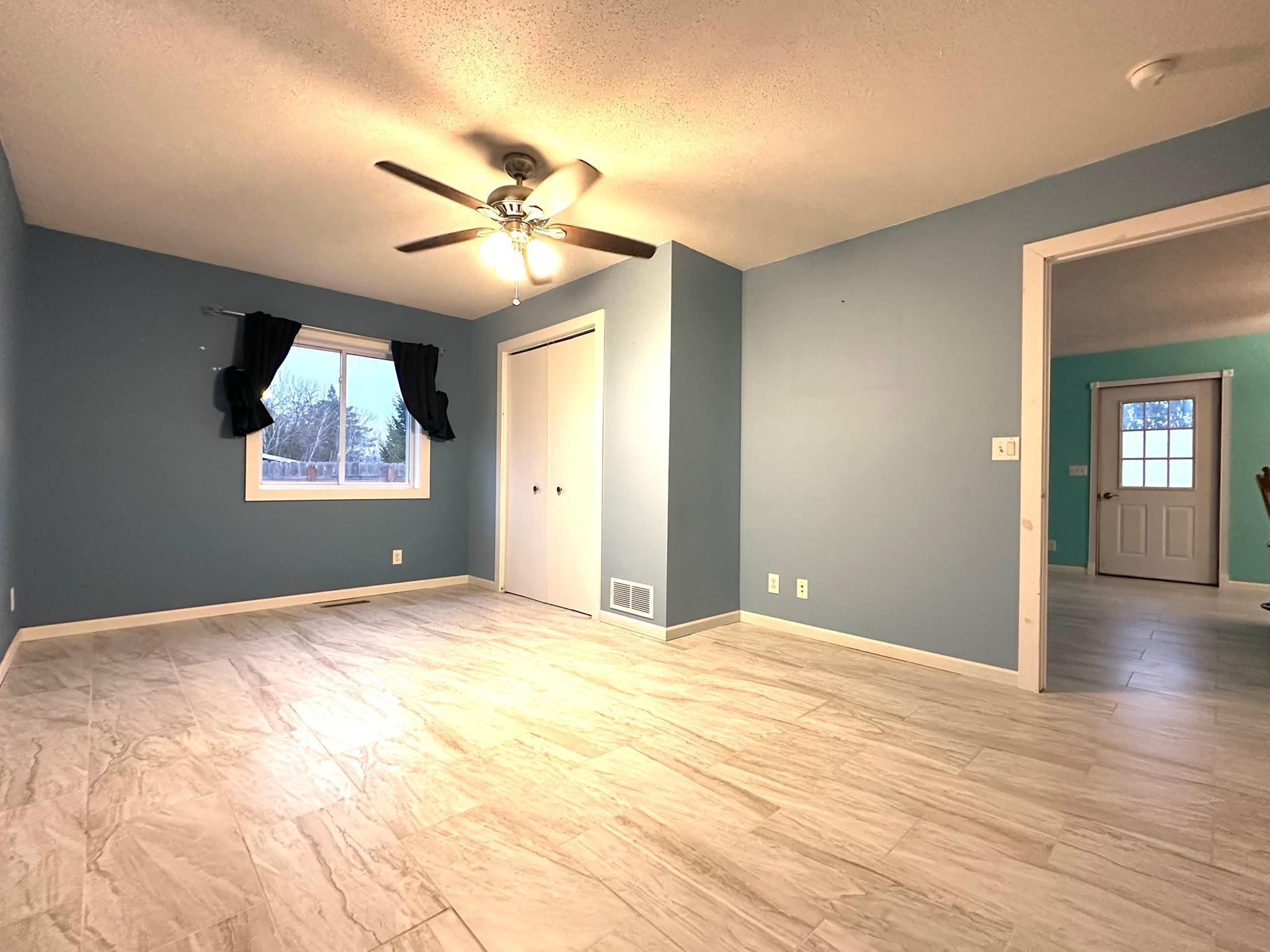 200 Staff Street SE