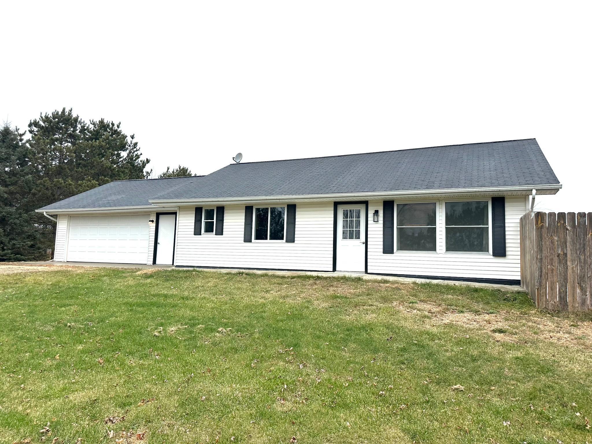 200 Staff Street SE