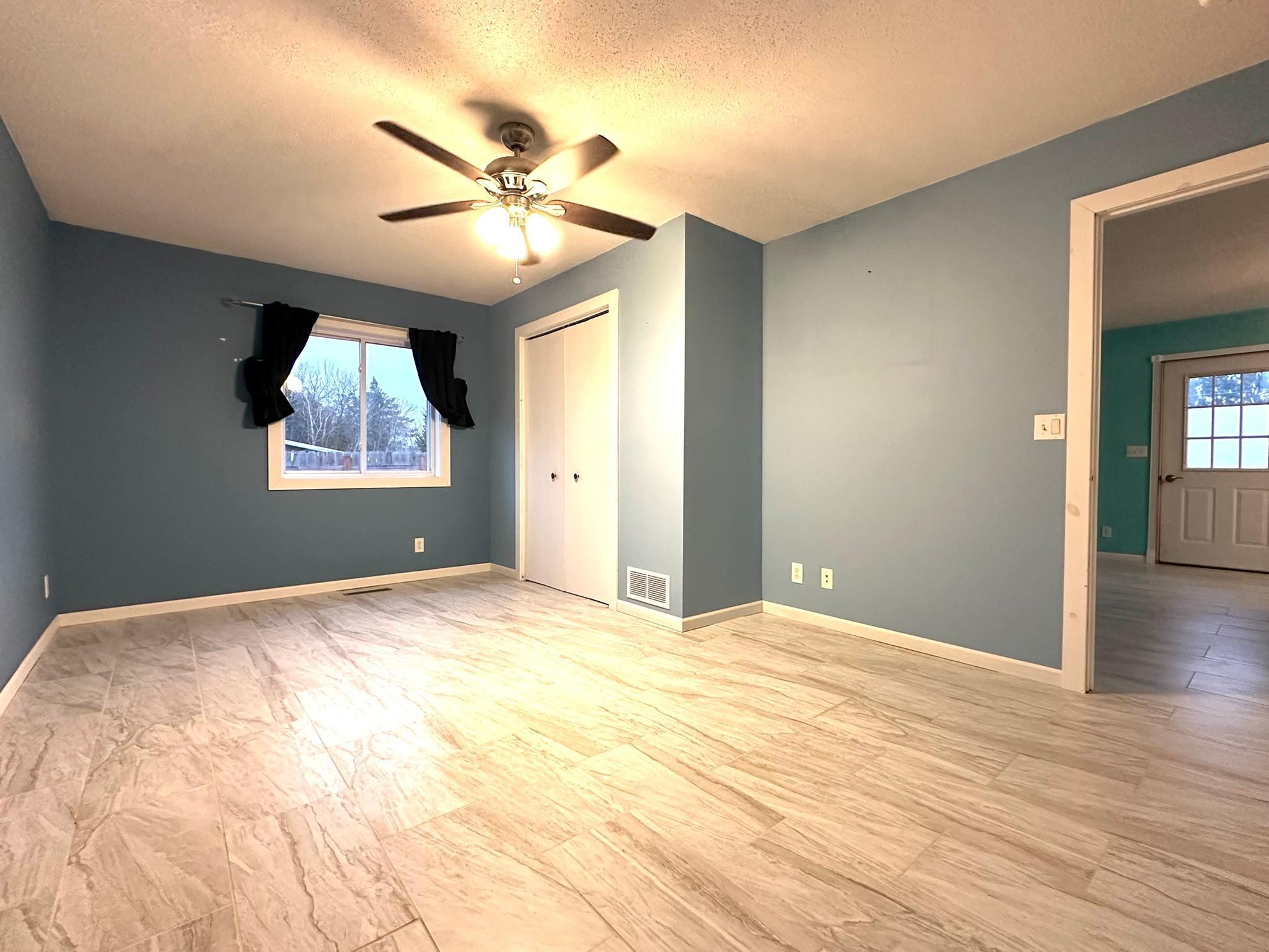 200 Staff Street SE