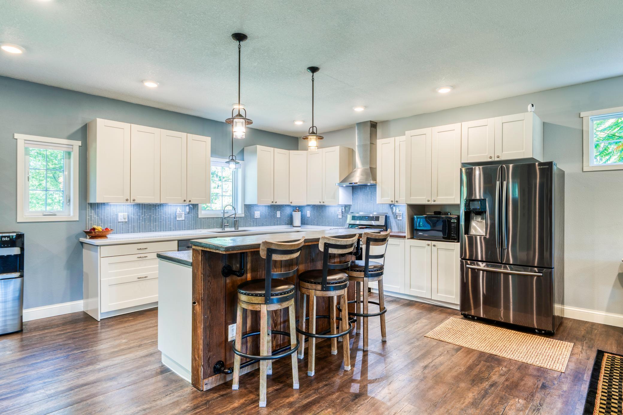 8887 Kabekona Ridge Drive NW