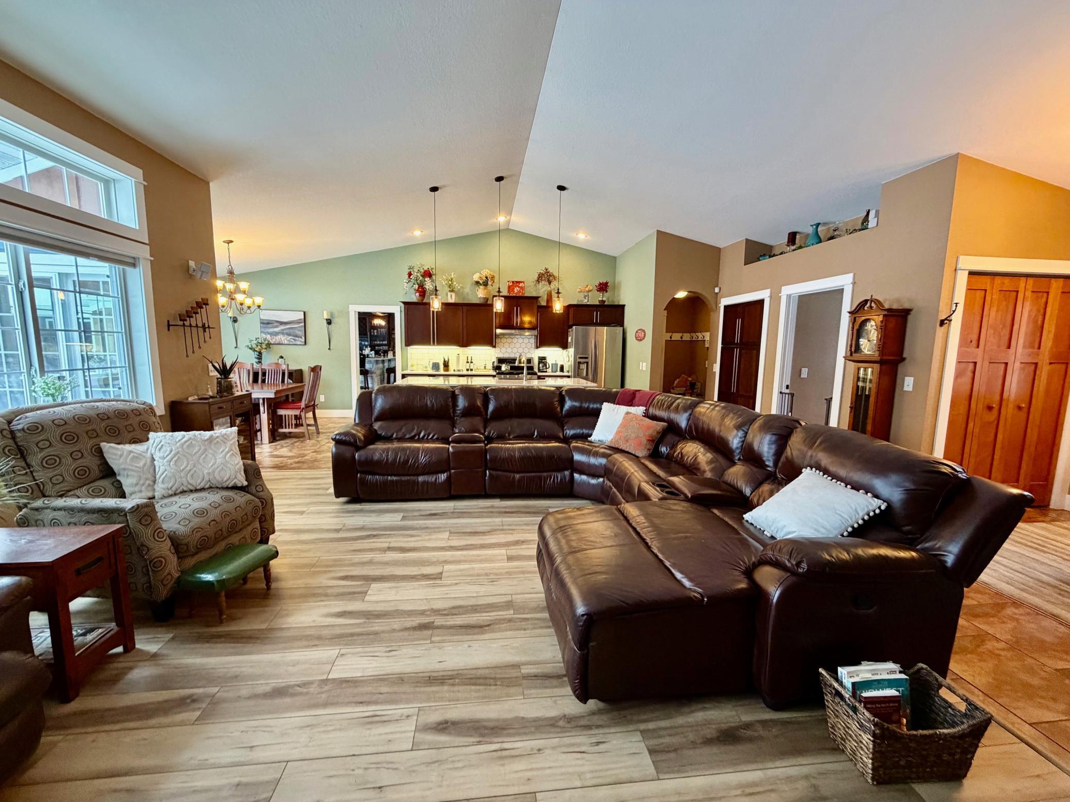 4425 Scotchpine Court NW