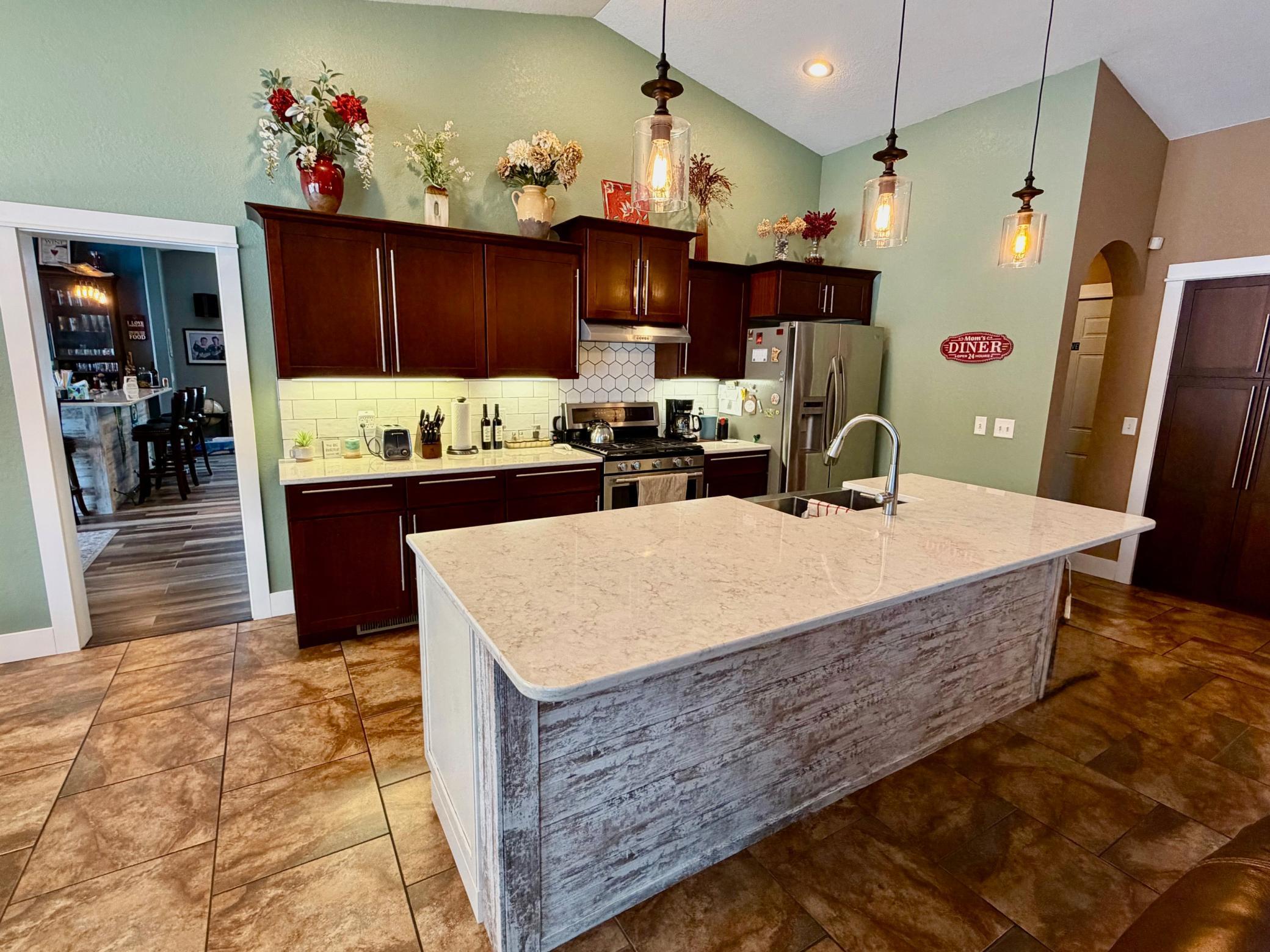 4425 Scotchpine Court NW