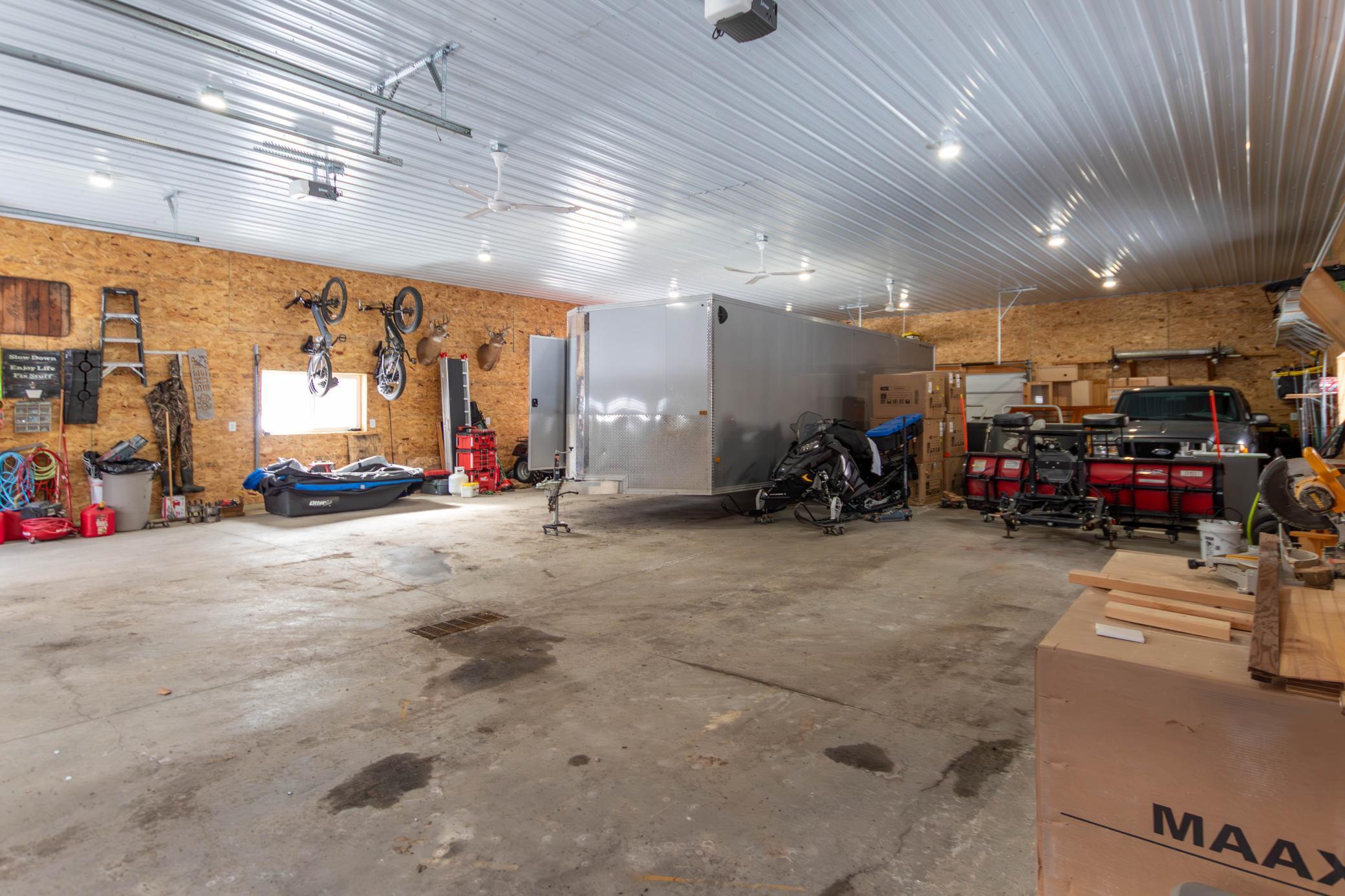 3100 Island View Drive NE