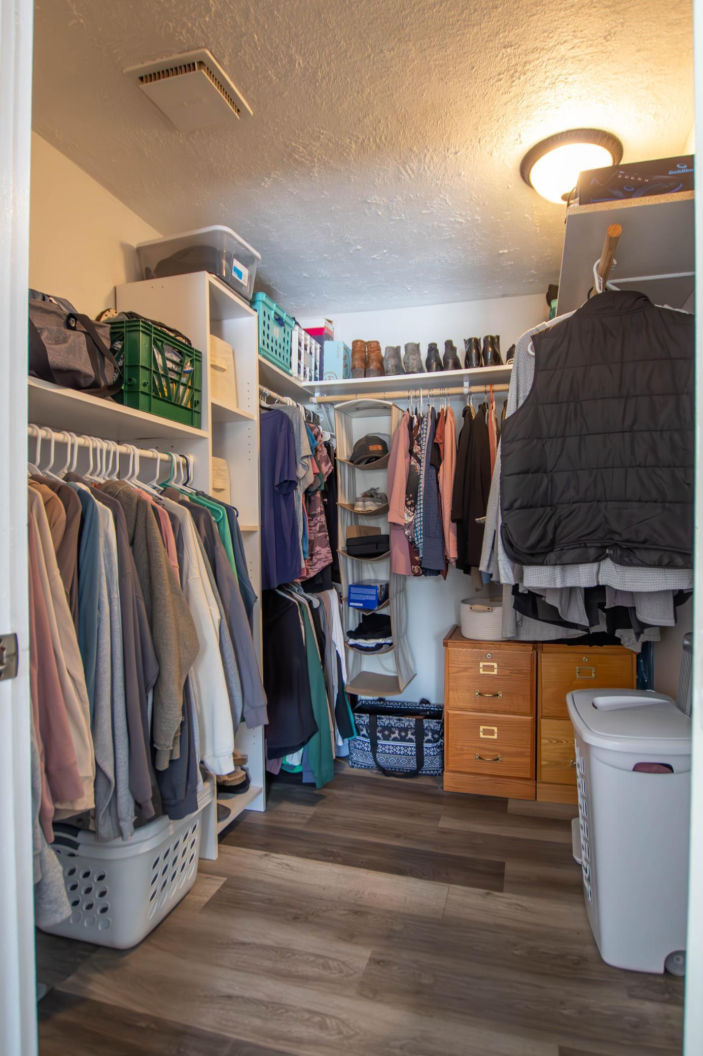 3100 Island View Drive NE