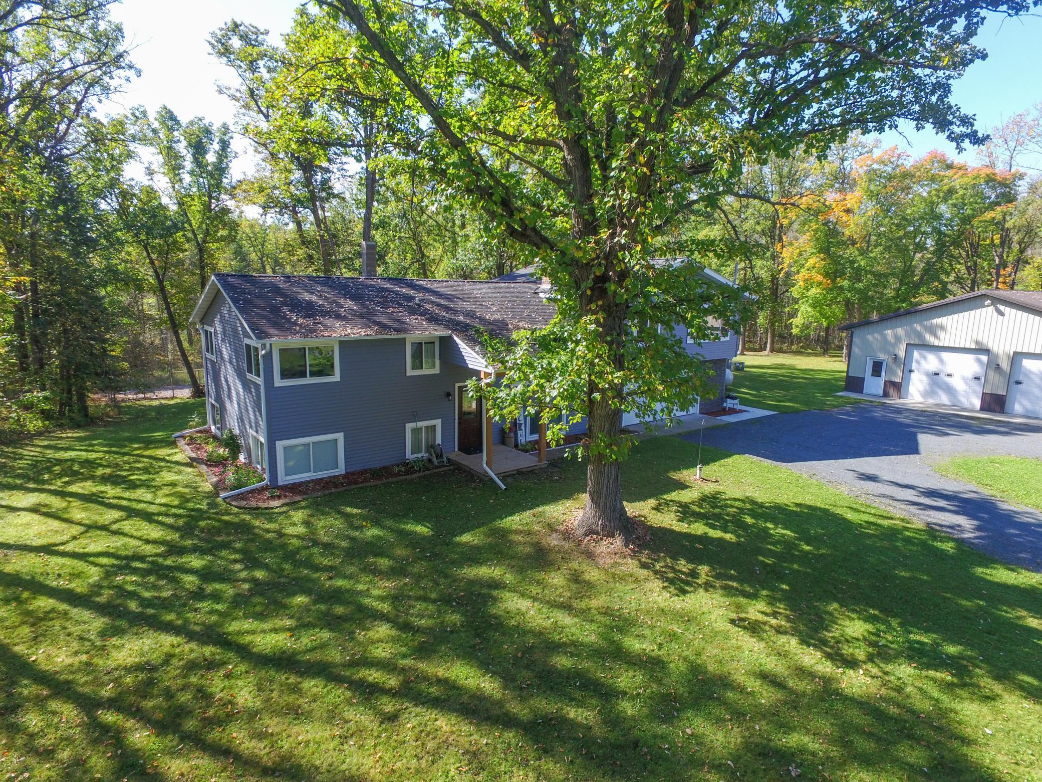 3100 Island View Drive NE