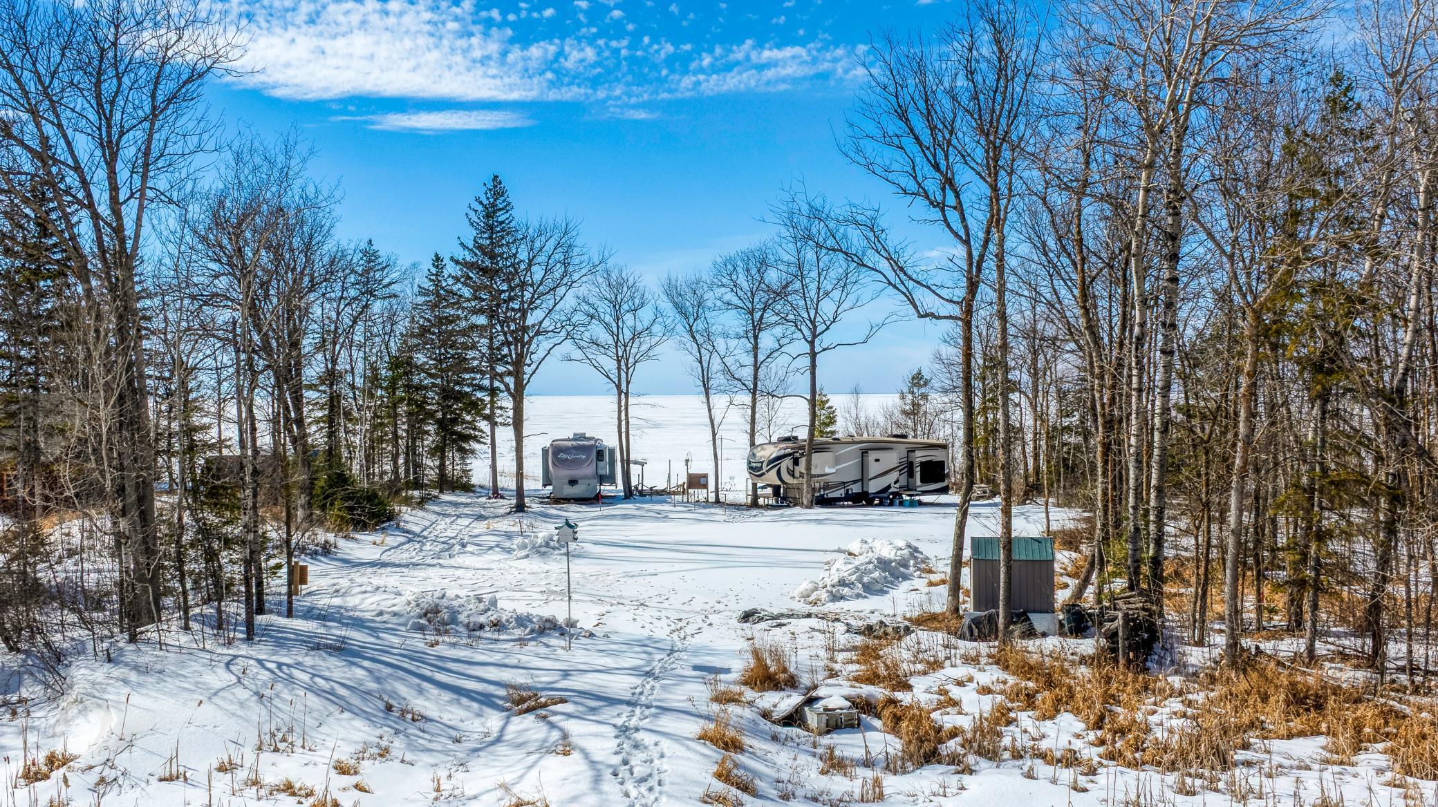 25780 Liliput Lane NE