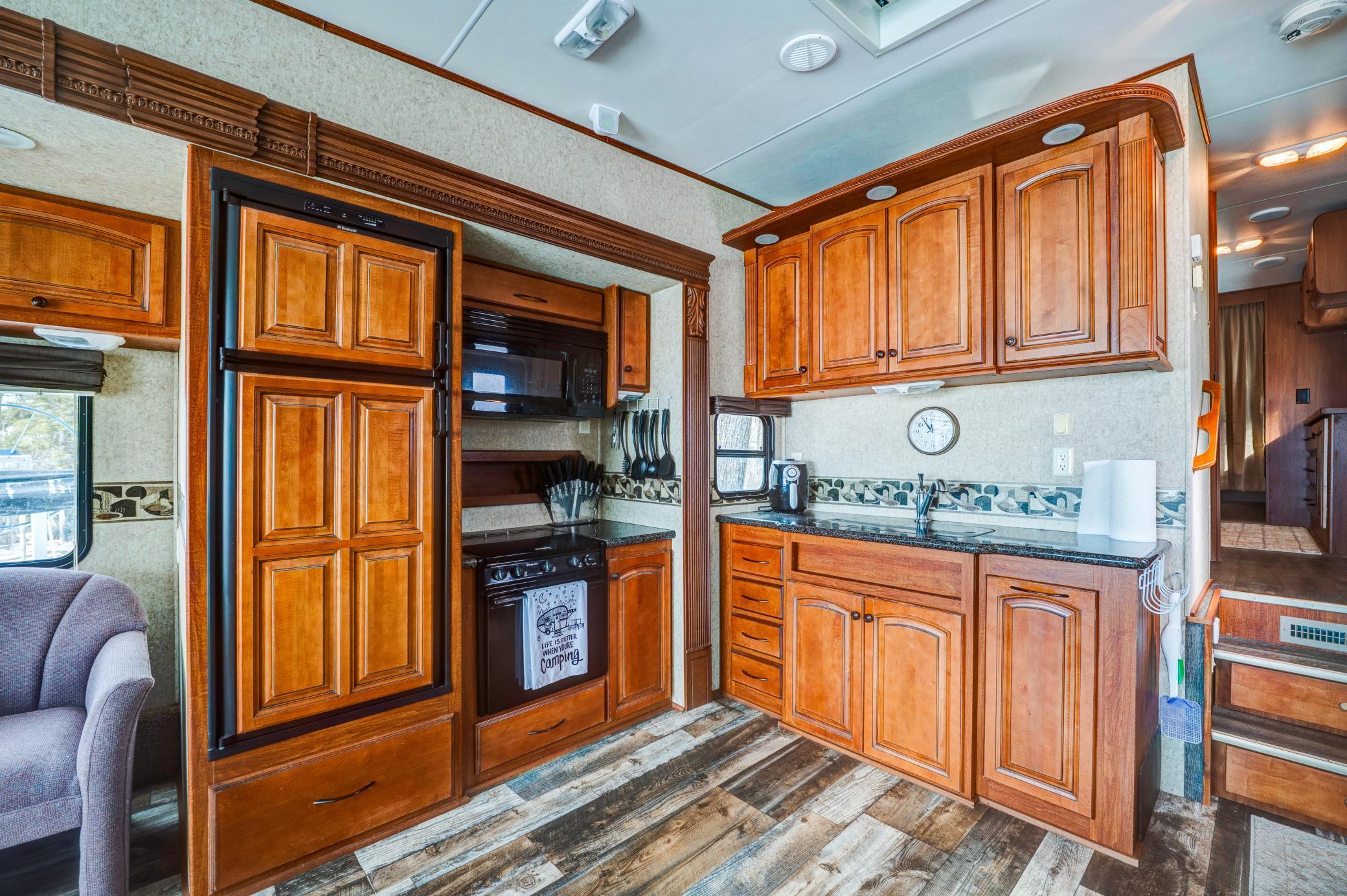 25780 Liliput Lane NE