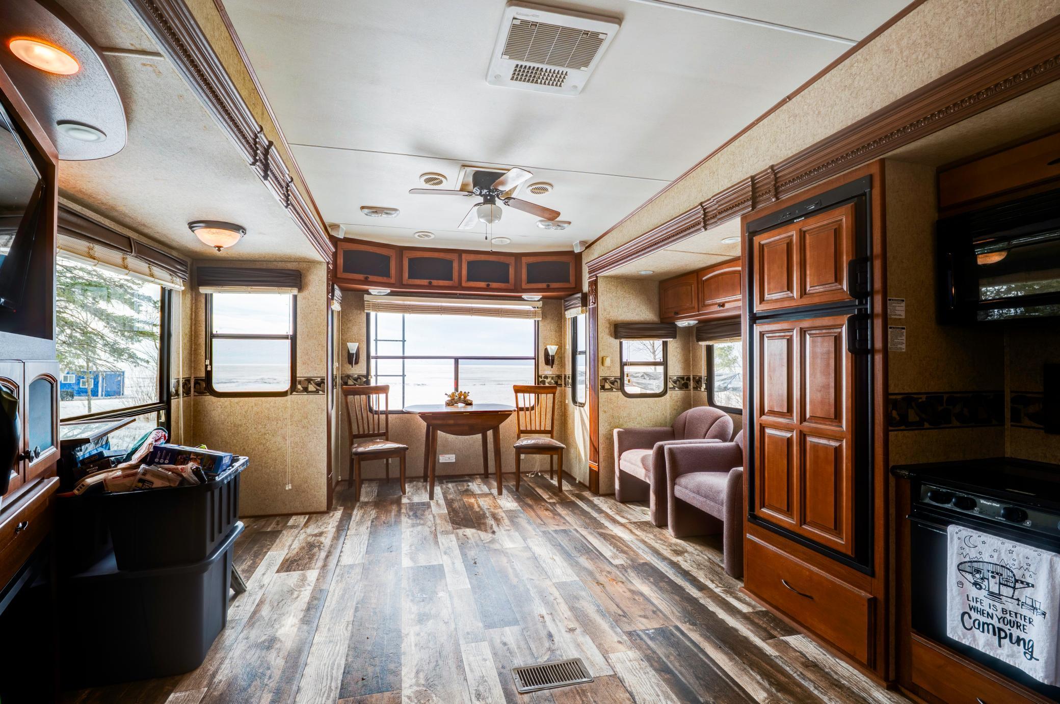 25780 Liliput Lane NE