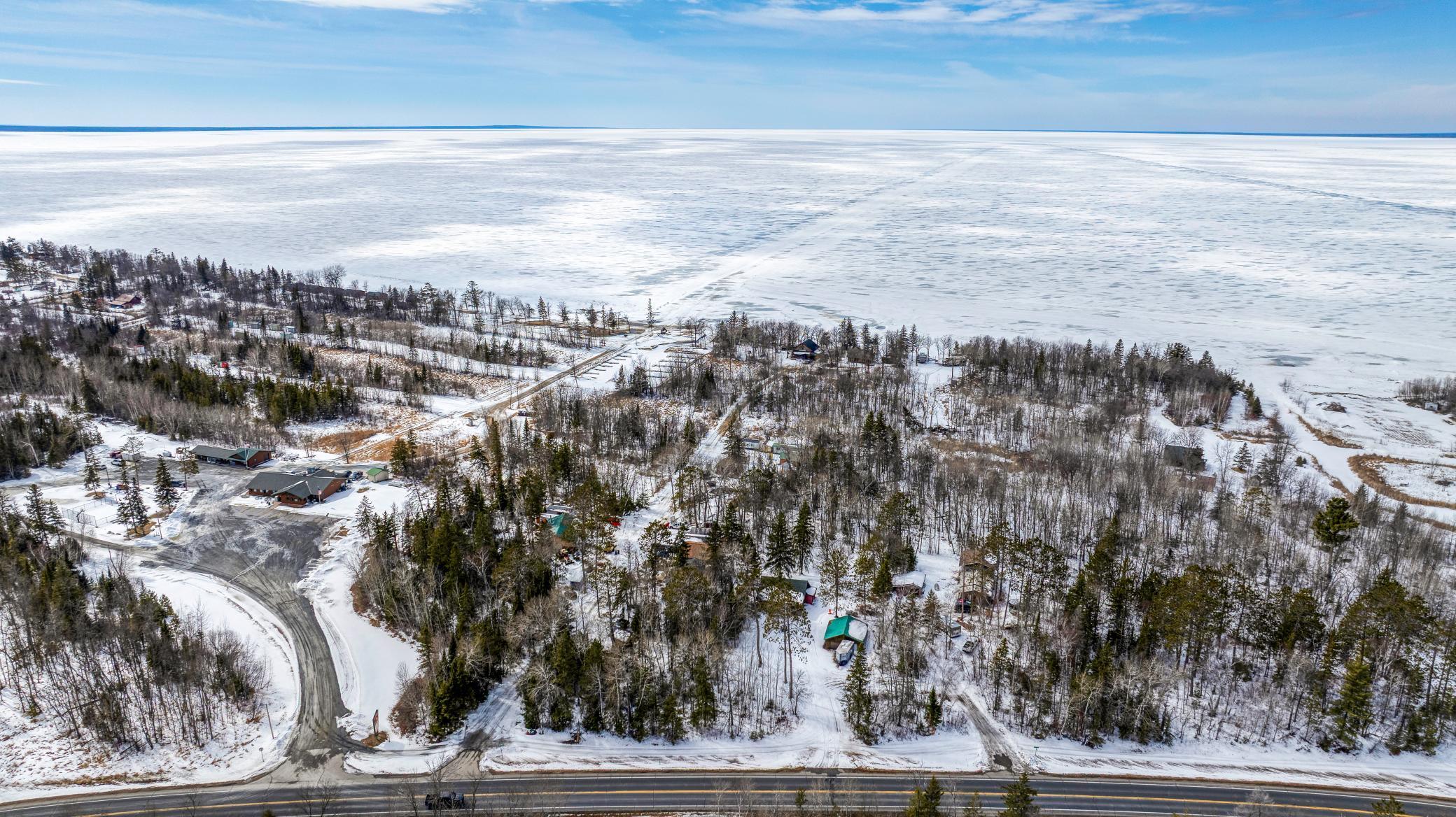 25780 Liliput Lane NE