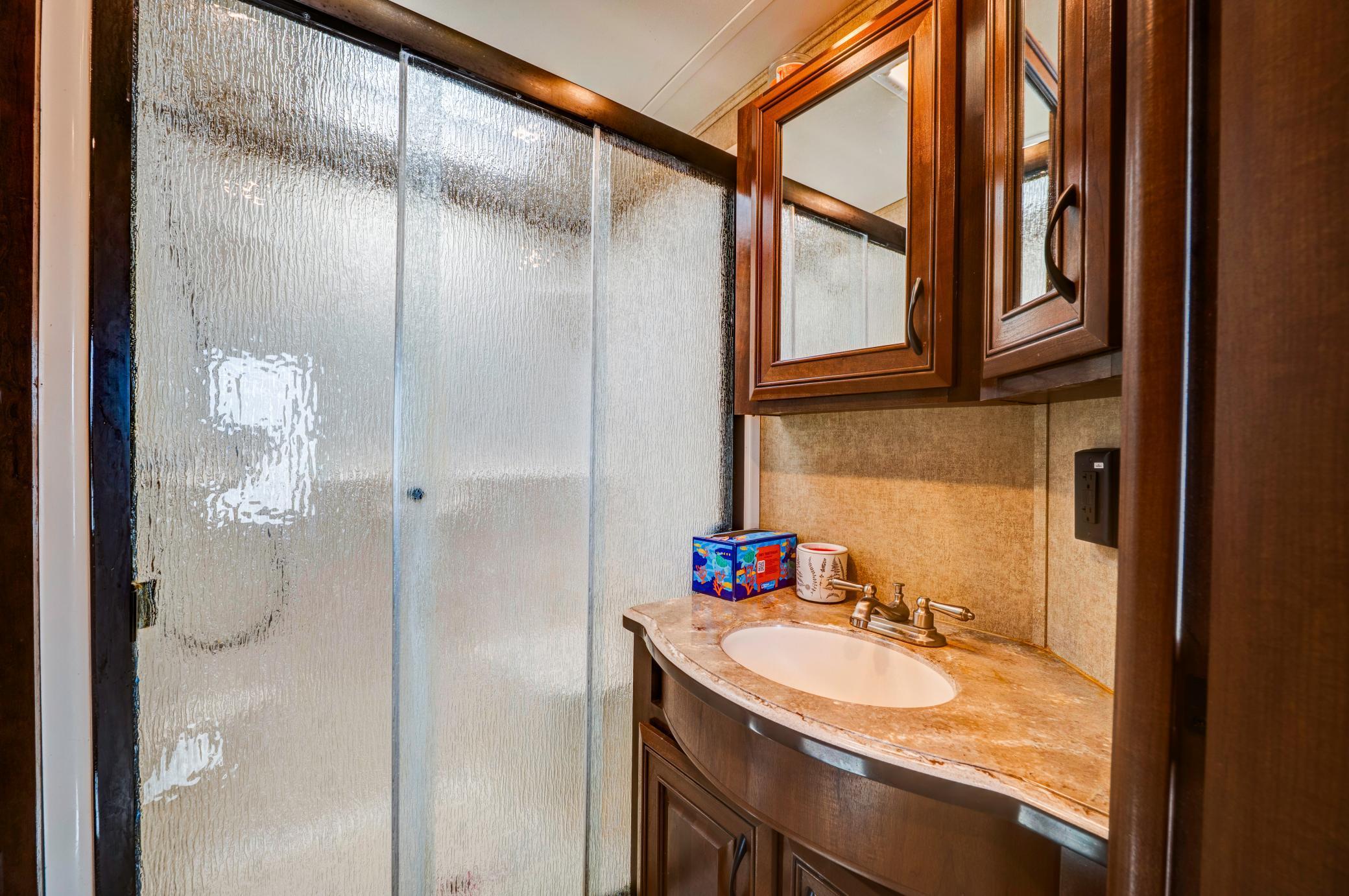 25780 Liliput Lane NE