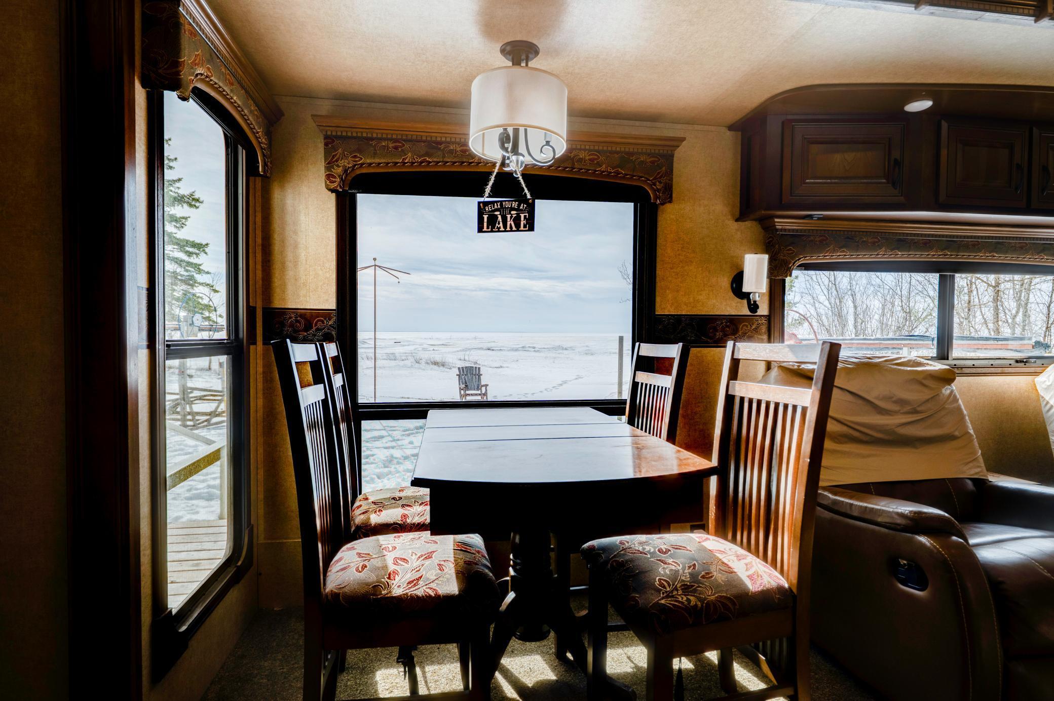 25780 Liliput Lane NE