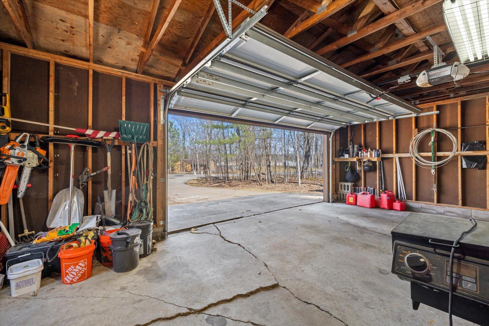 2005 Knollwood Drive