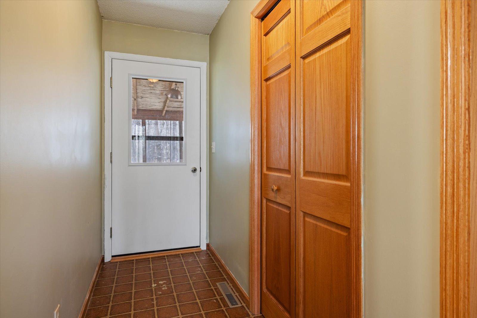 2005 Knollwood Drive