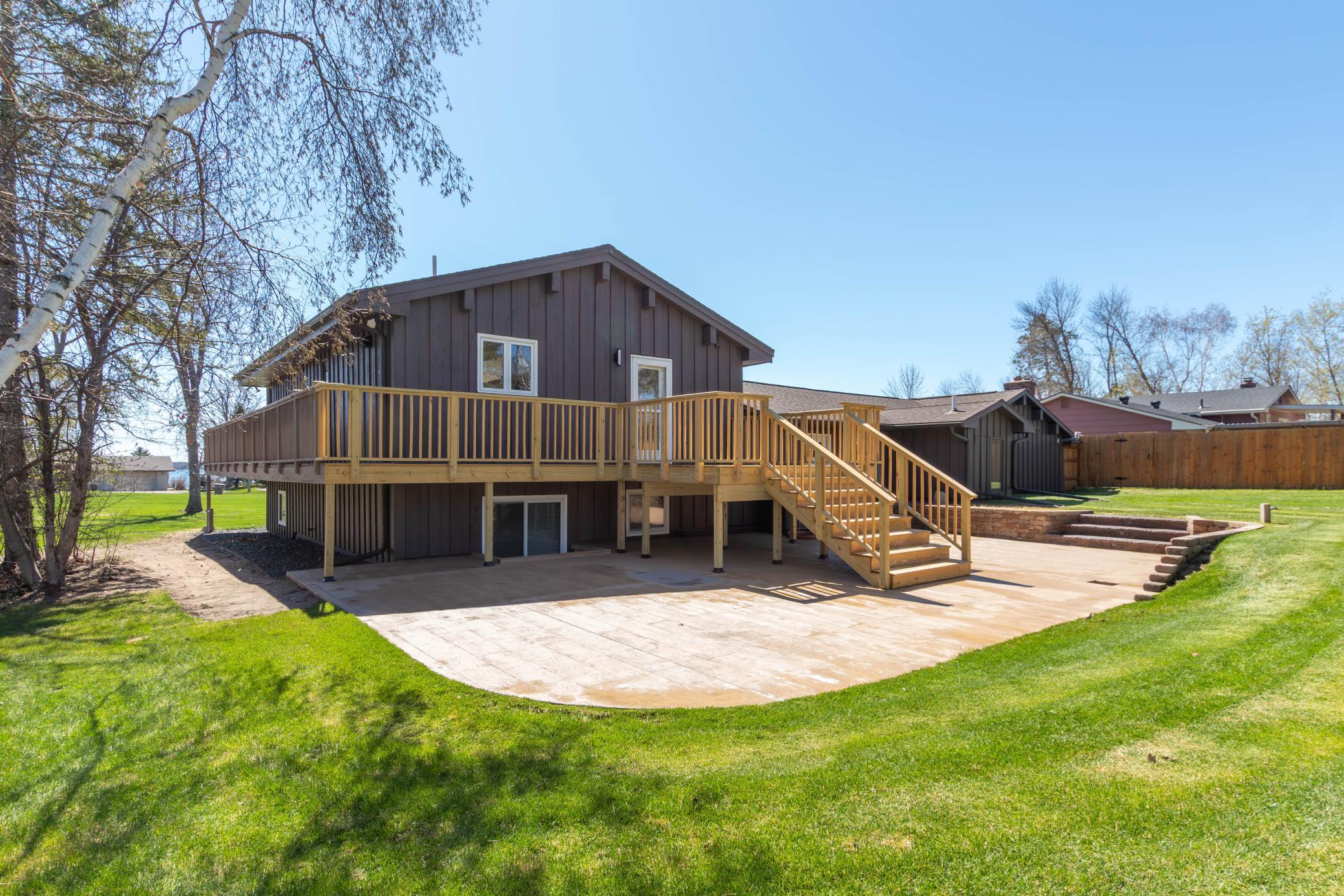 3419 Birchmont Drive NE