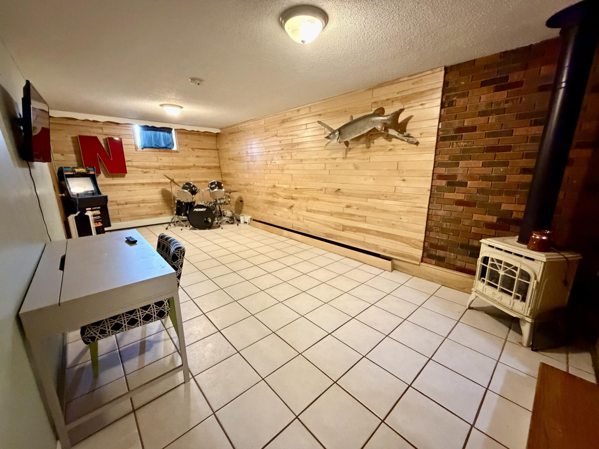 8780 Fairview Lane