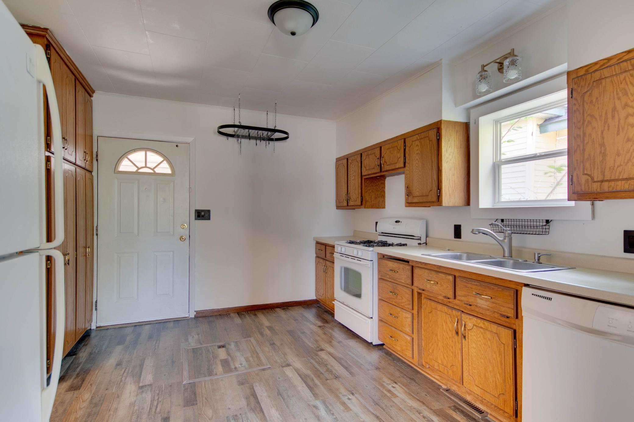 814 3rd Street SE