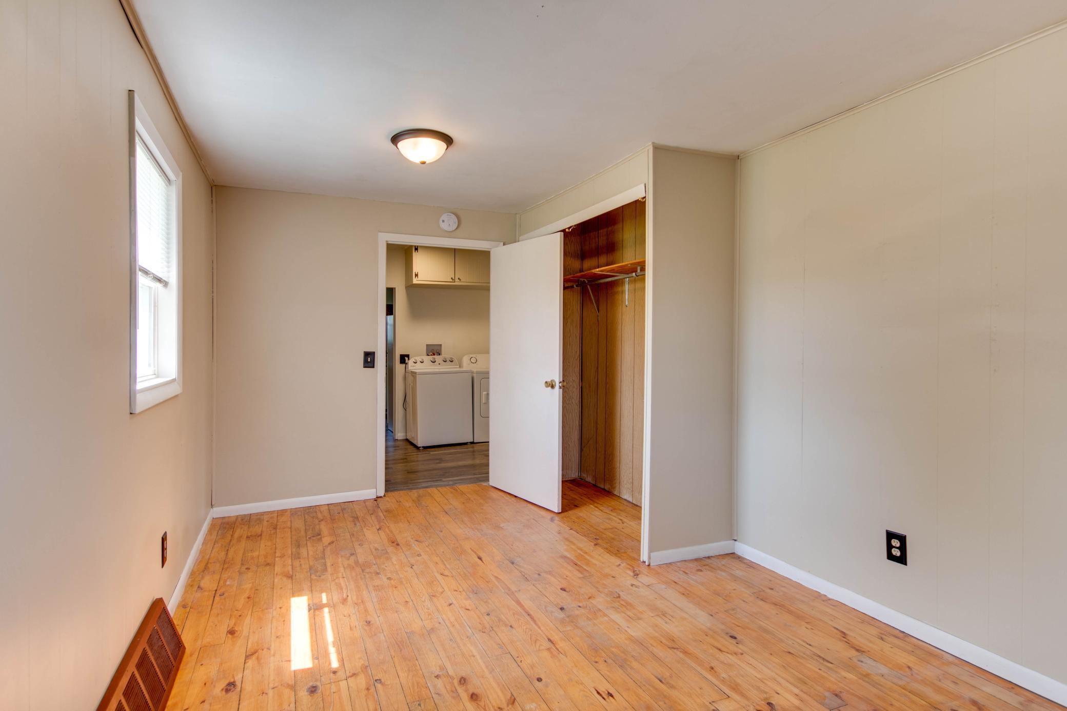 814 3rd Street SE
