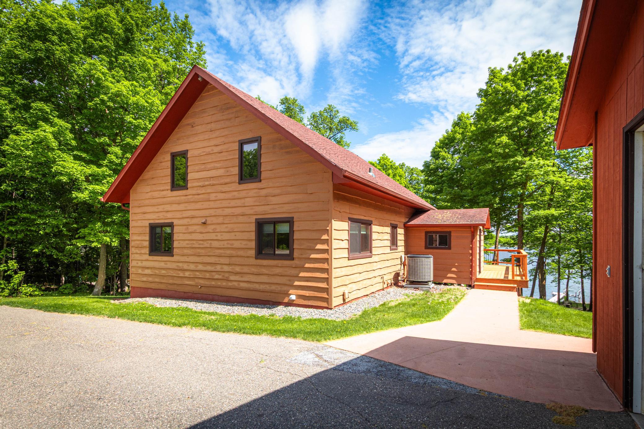 734 Durand Drive NW