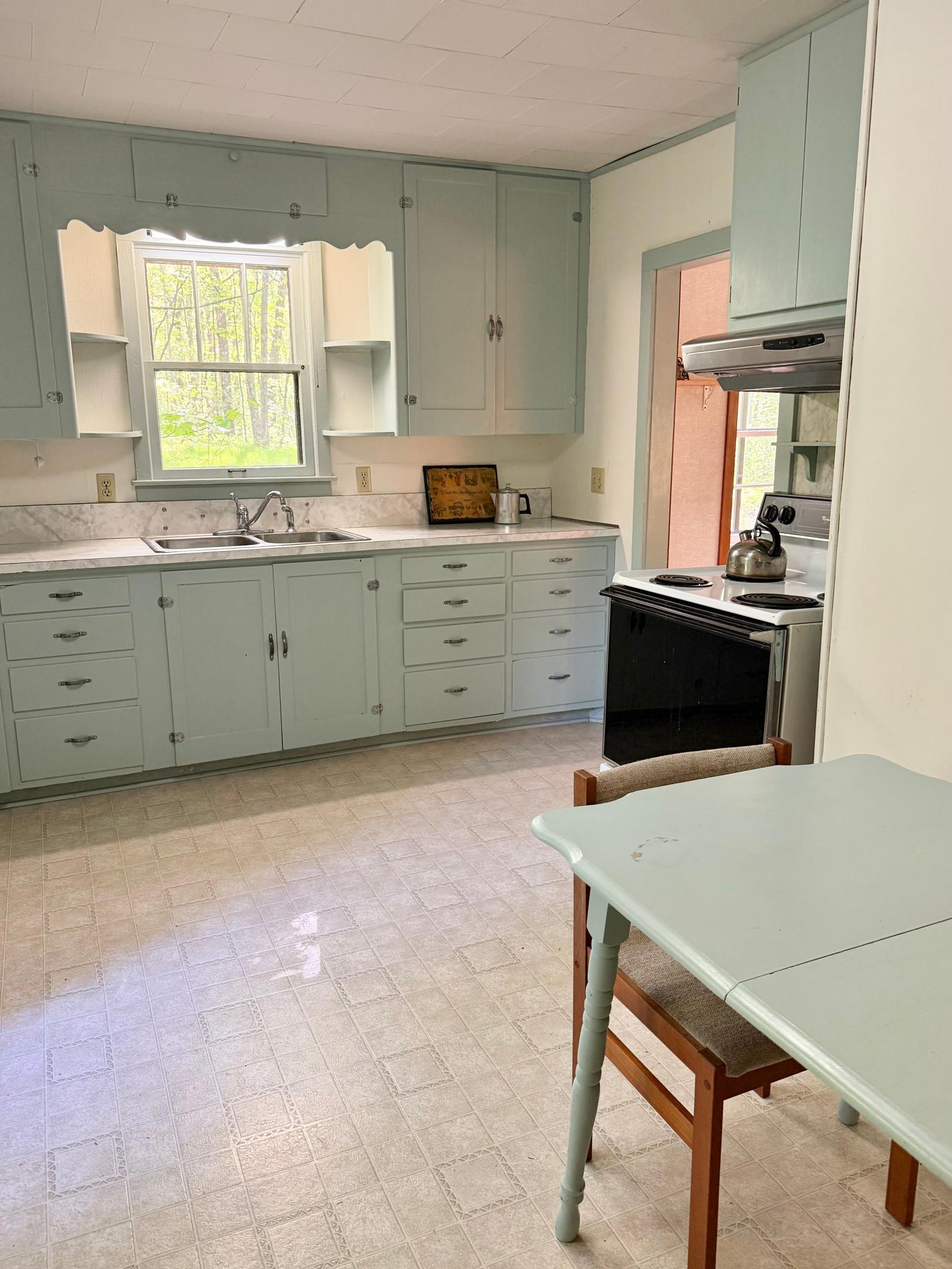 30257 County 37