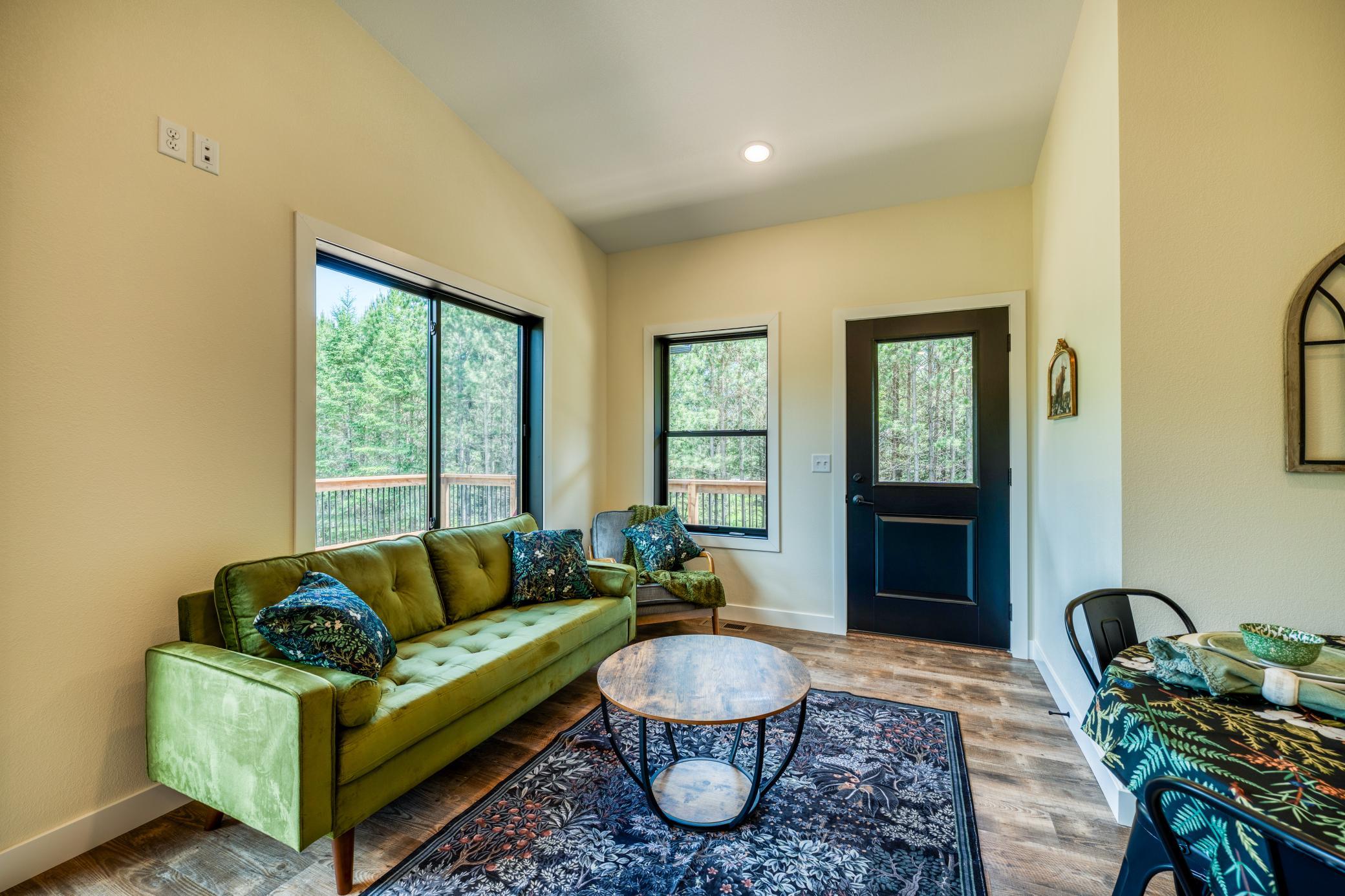 39332 Orchid Trail