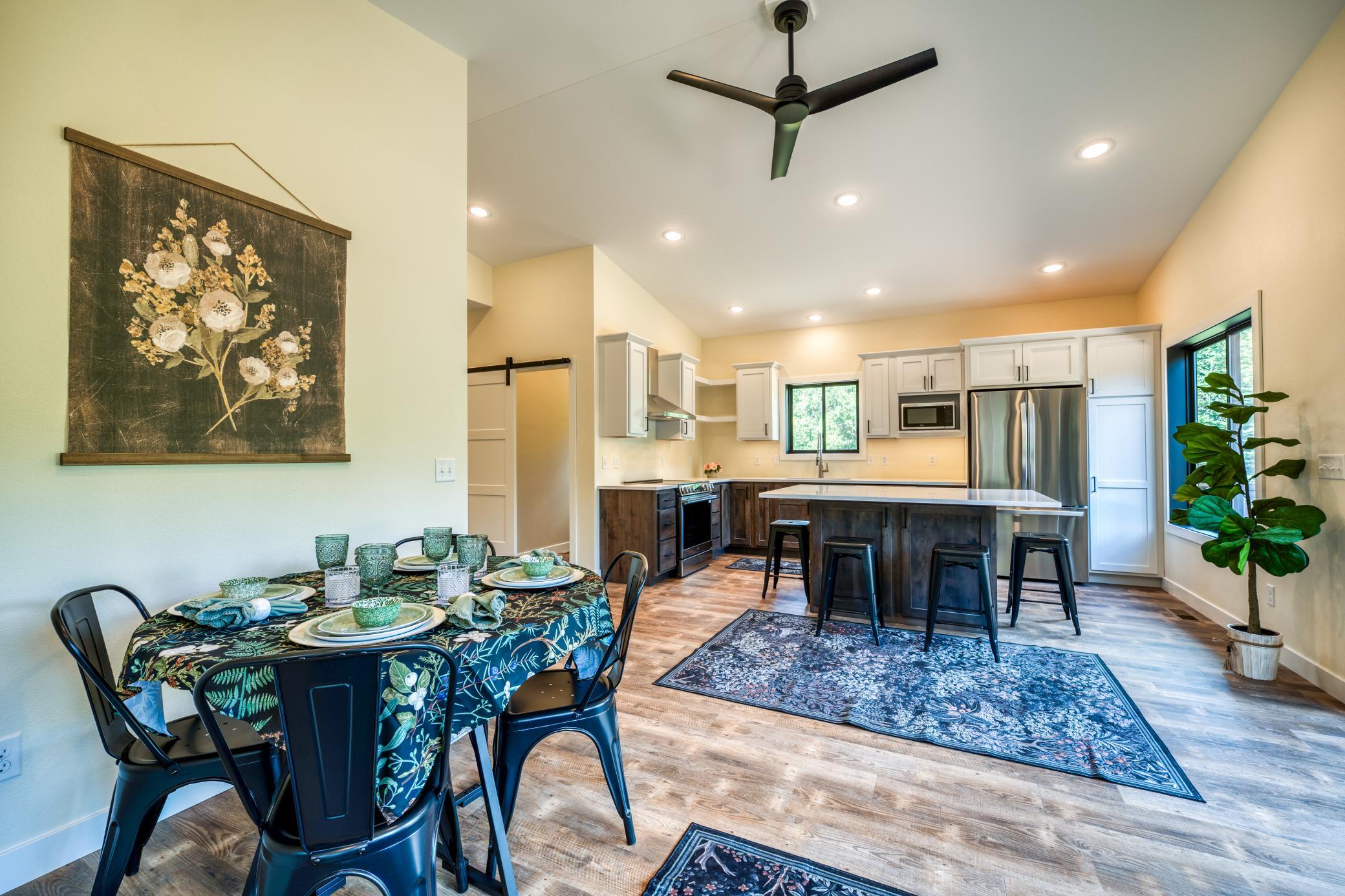 39332 Orchid Trail