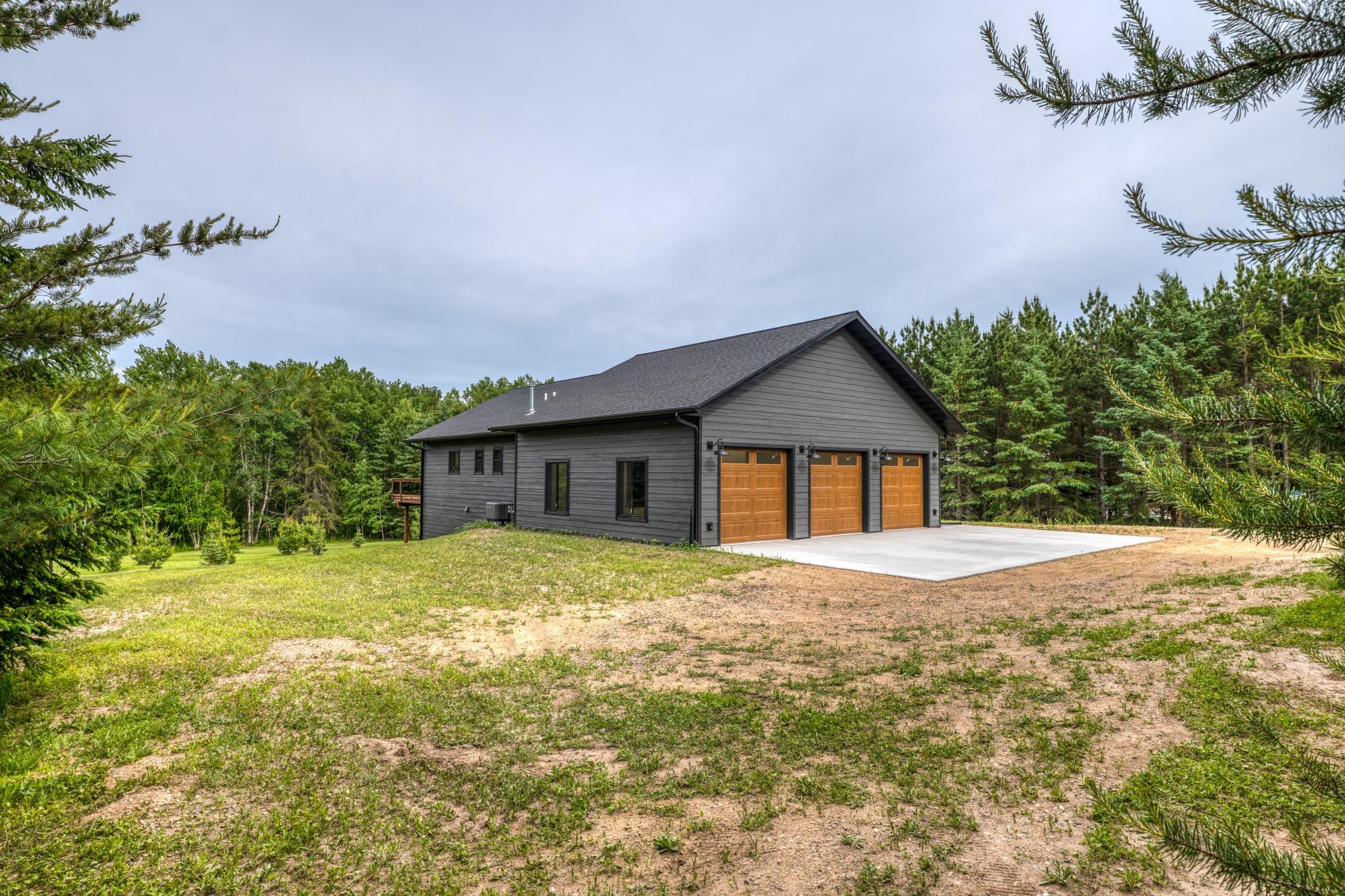39332 Orchid Trail