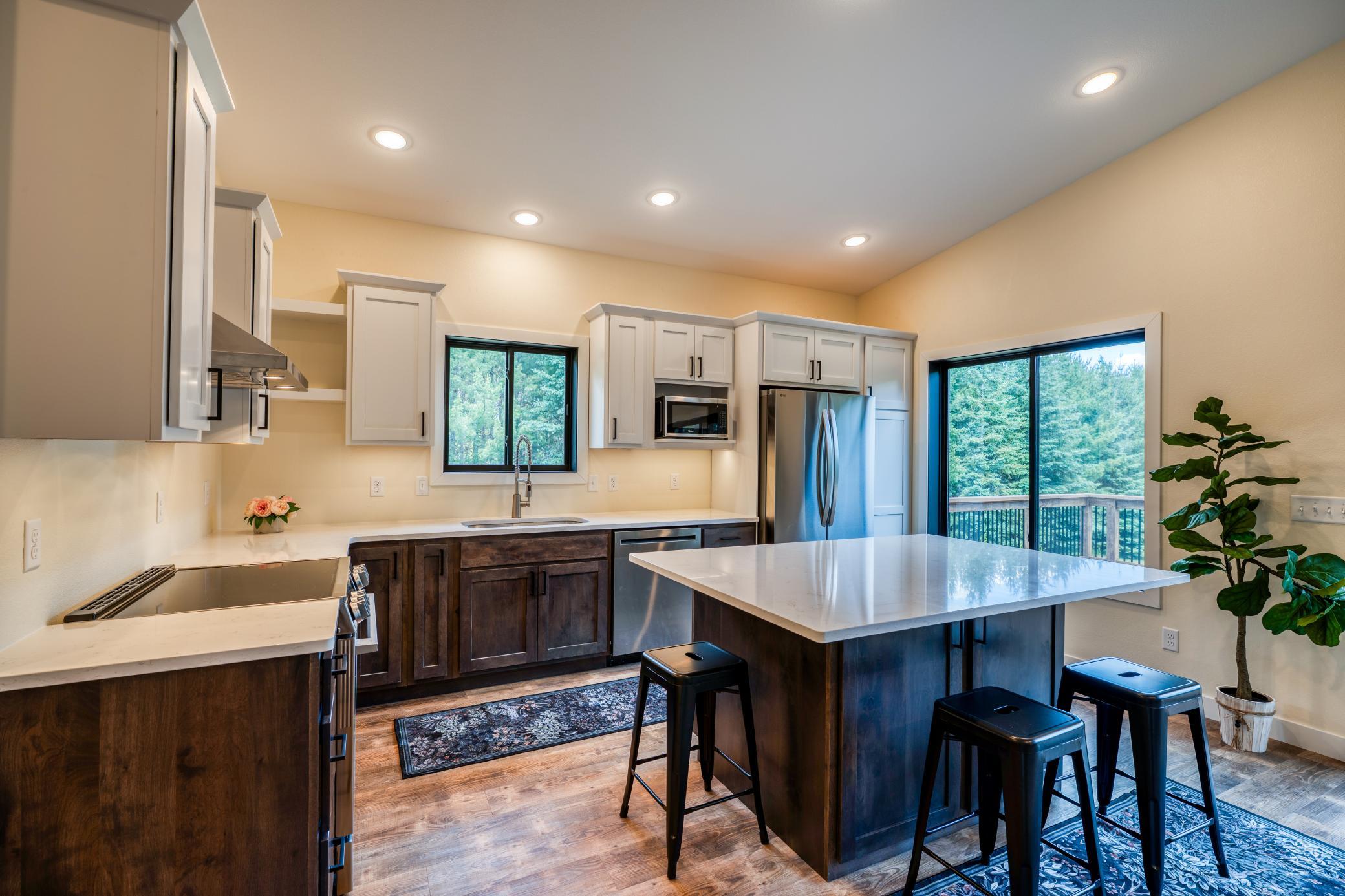 39332 Orchid Trail
