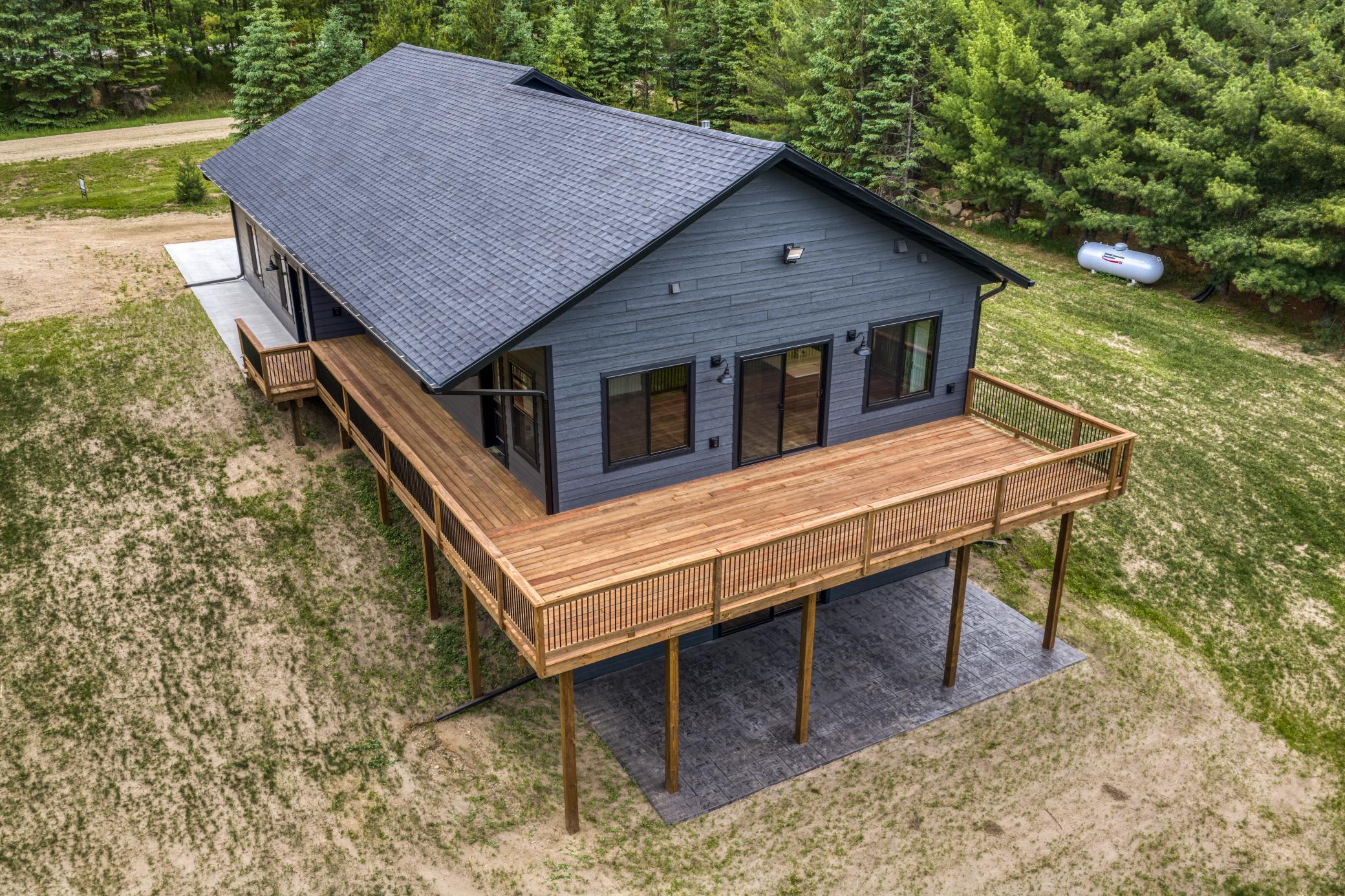 39332 Orchid Trail