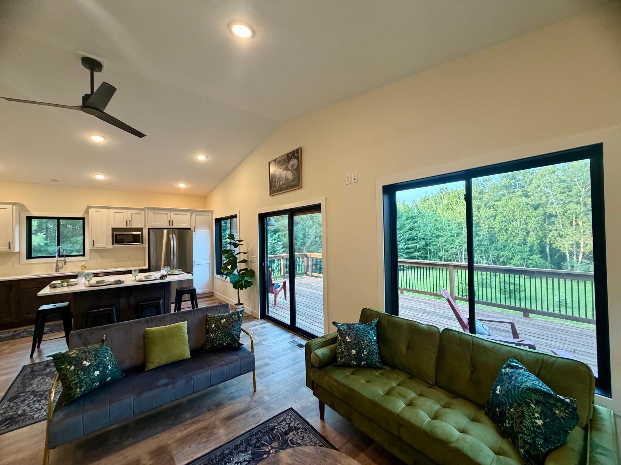 39332 Orchid Trail
