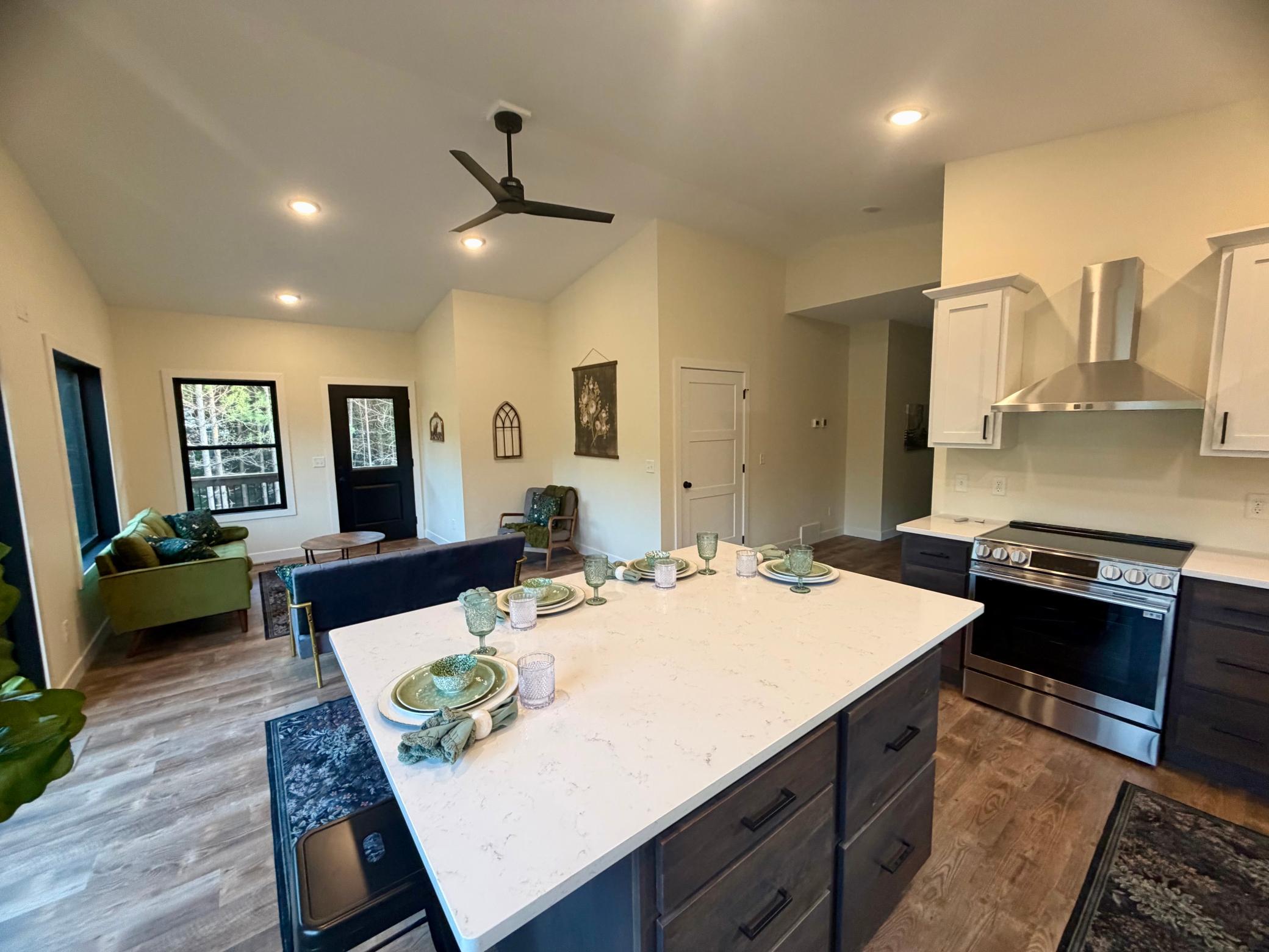 39332 Orchid Trail