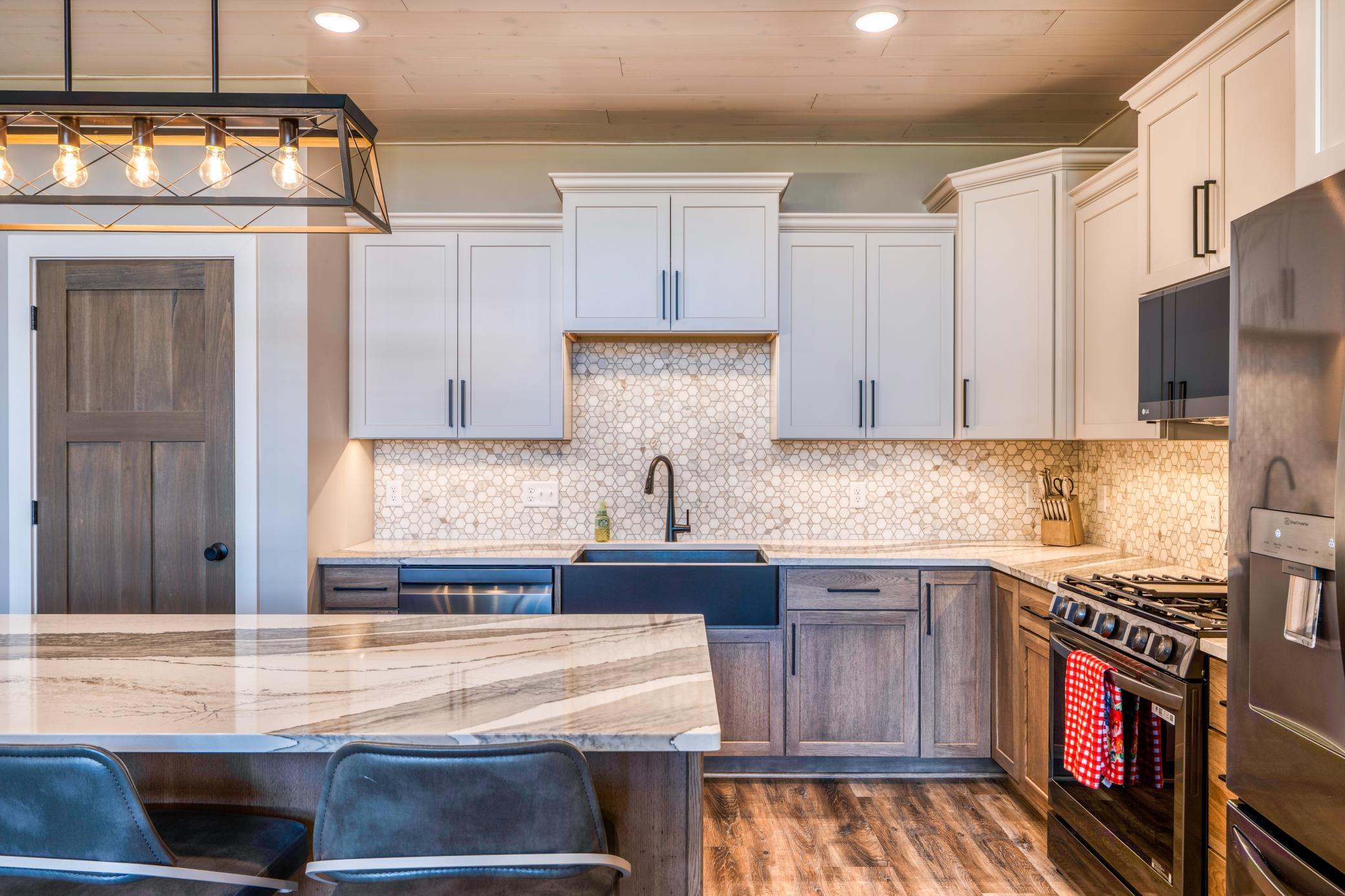112 W Winnie Estate Way NE