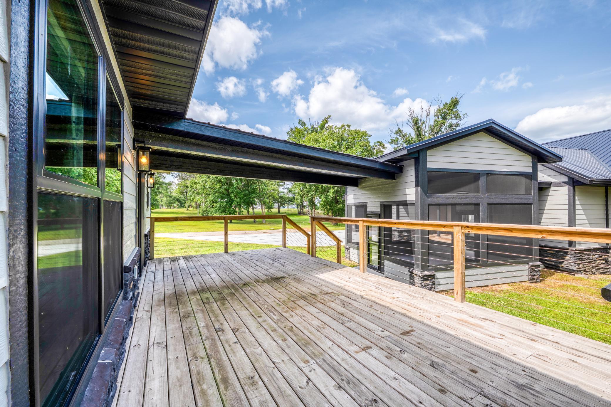 112 W Winnie Estate Way NE