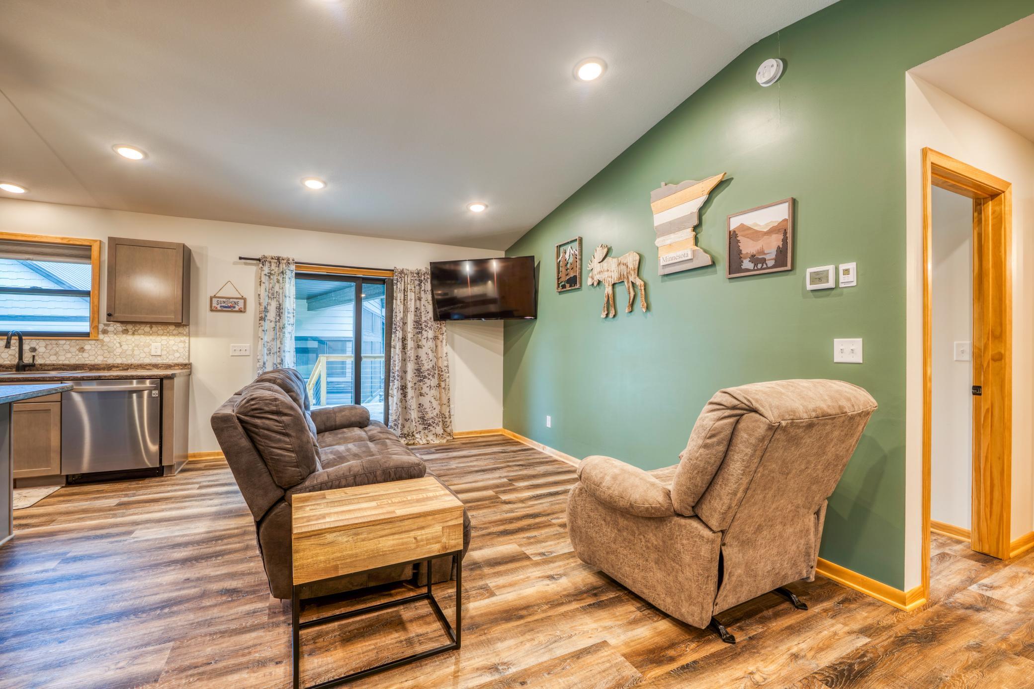 112 W Winnie Estate Way NE
