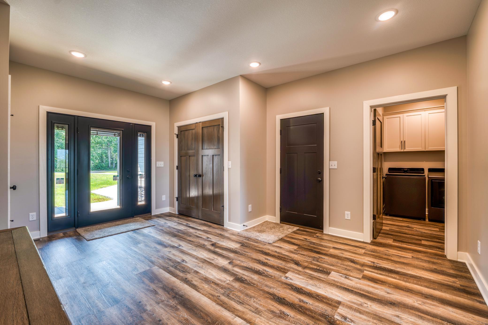 112 W Winnie Estate Way NE