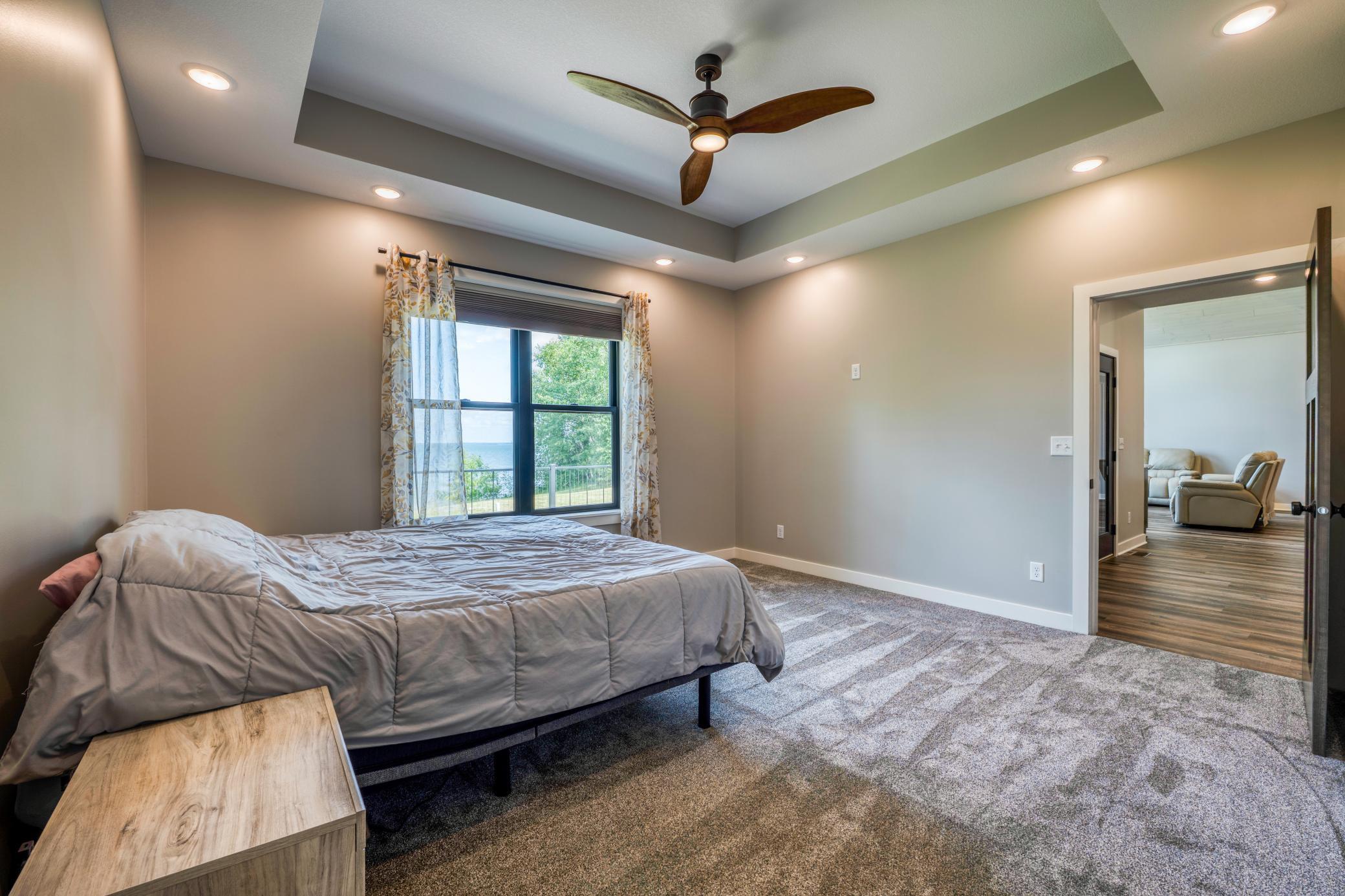 112 W Winnie Estate Way NE