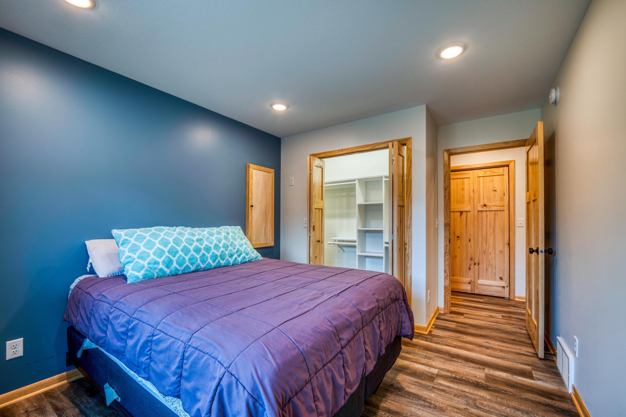 112 W Winnie Estate Way NE
