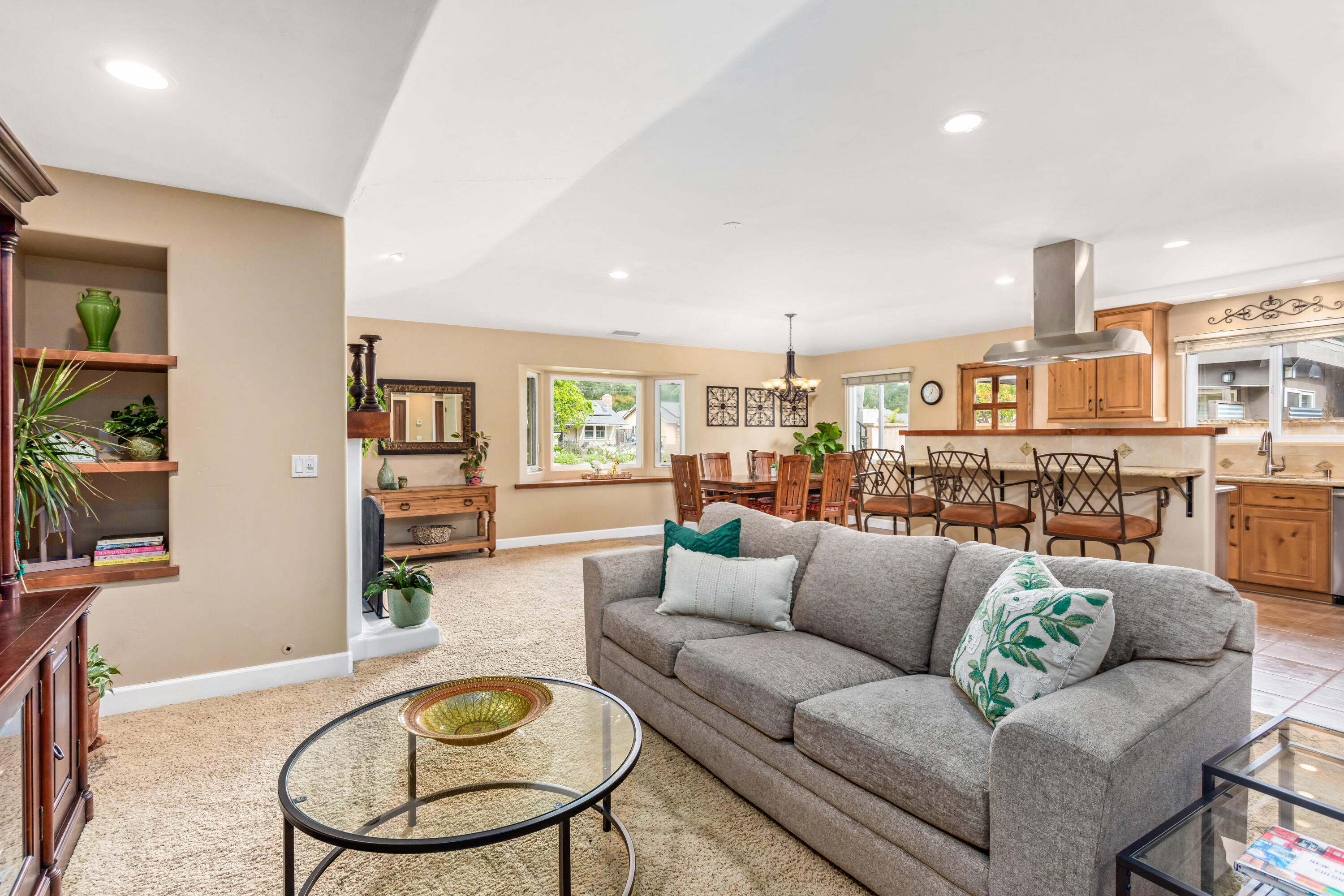 7075 Del Norte Drive