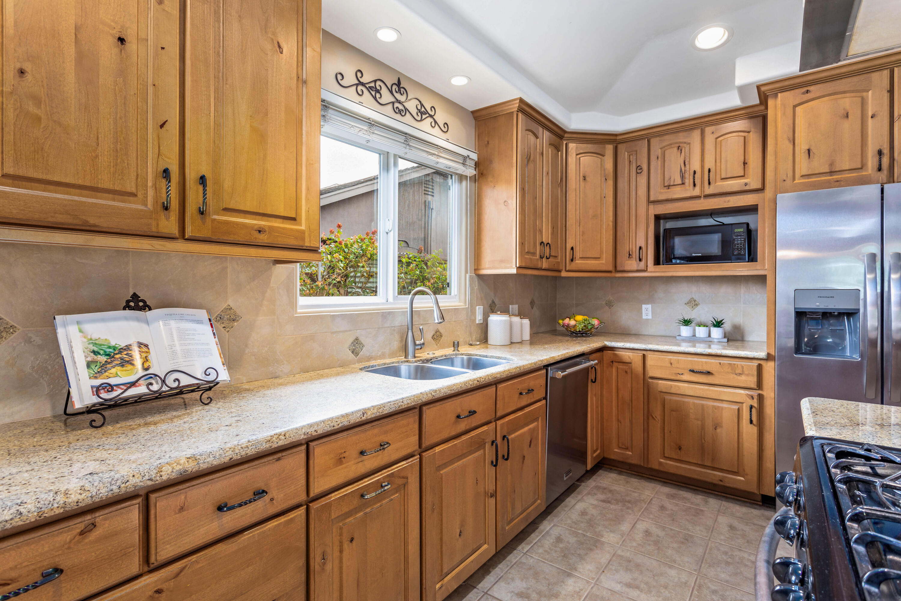 7075 Del Norte Drive