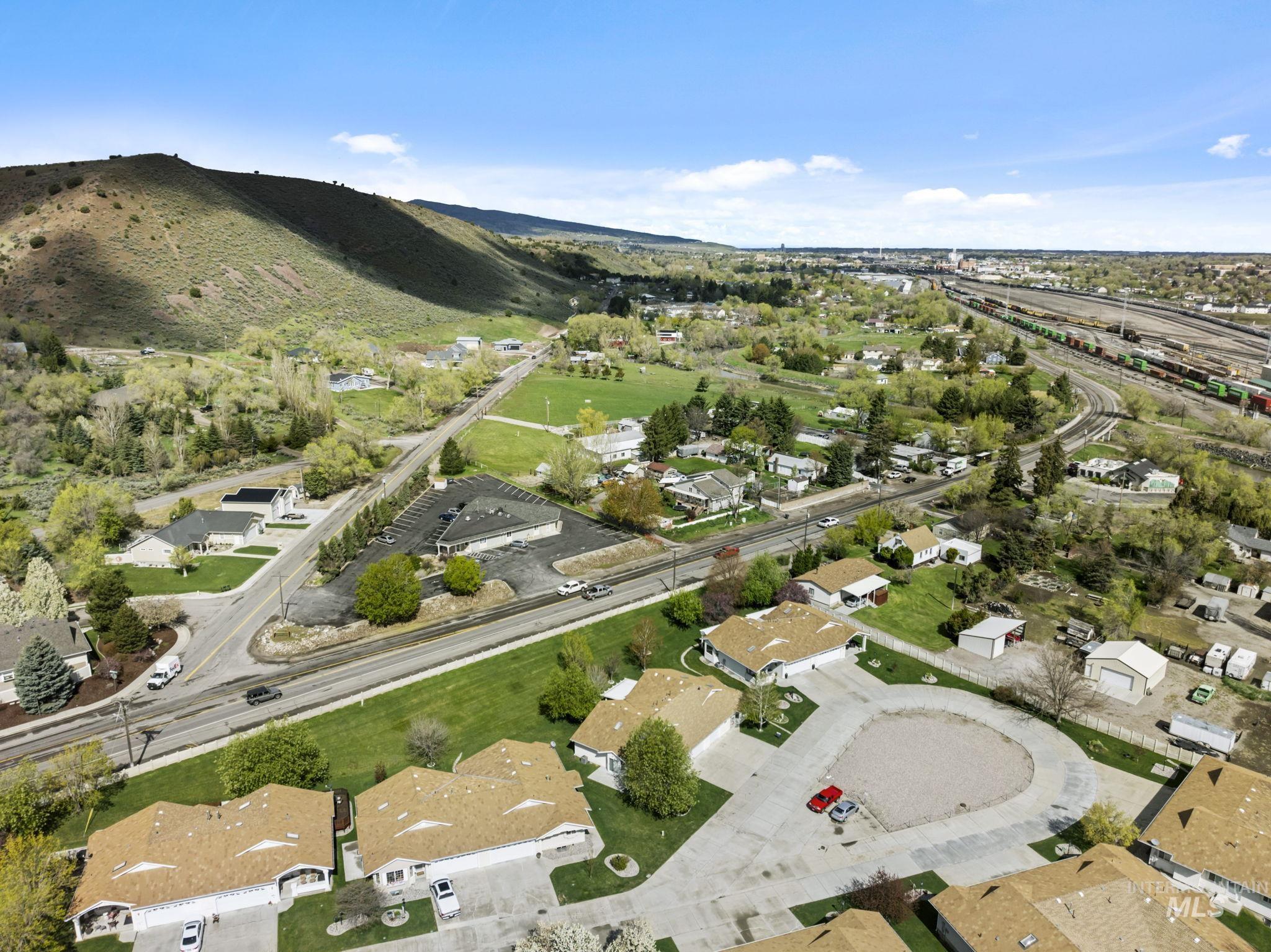 2850 Bannock Hwy Unit: 5