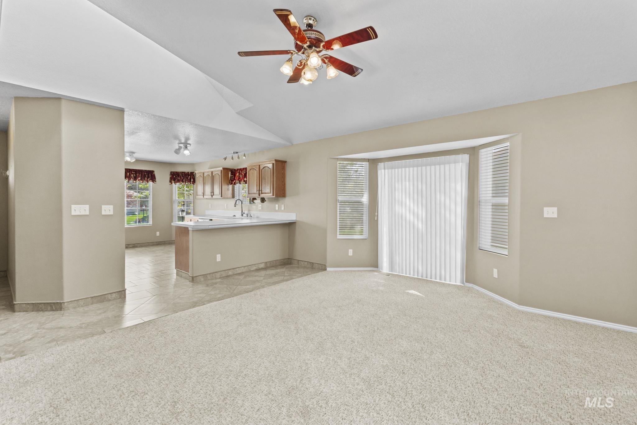 2850 Bannock Hwy Unit: 5