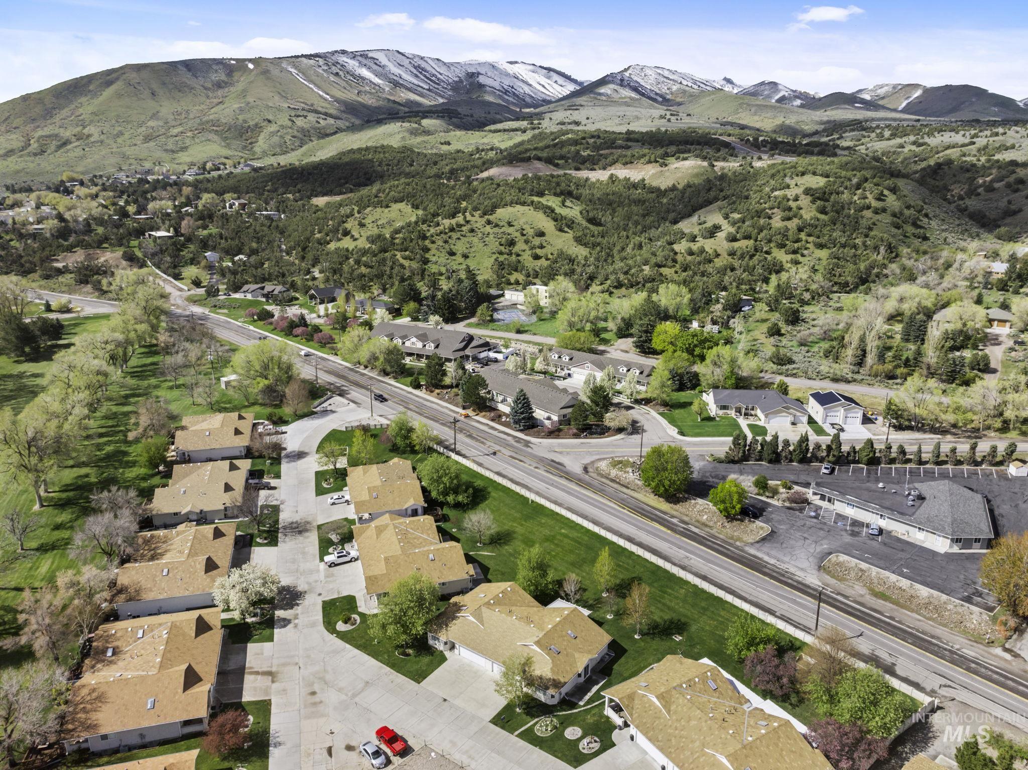 2850 Bannock Hwy Unit: 5