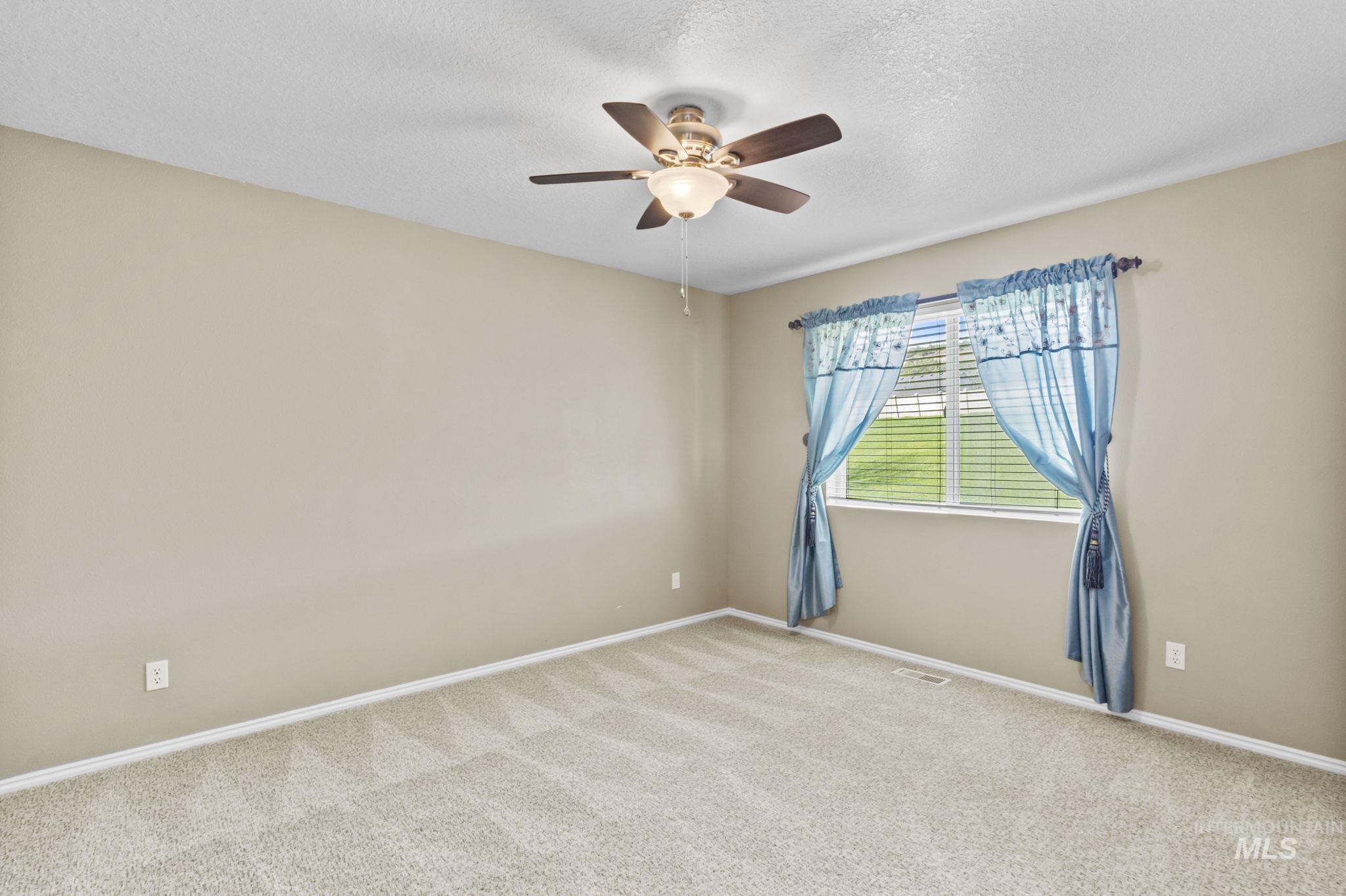 2850 Bannock Hwy Unit: 5