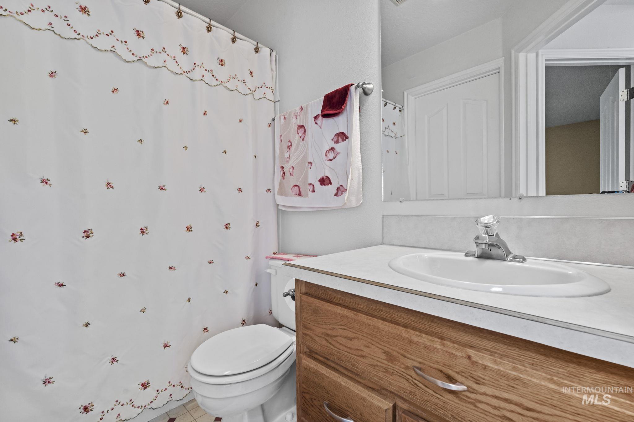 2850 Bannock Hwy Unit: 5