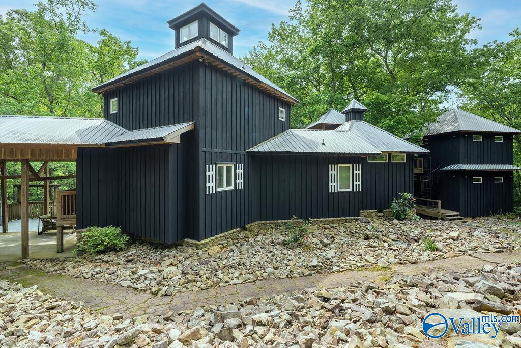 307 Bear Creek Road SE