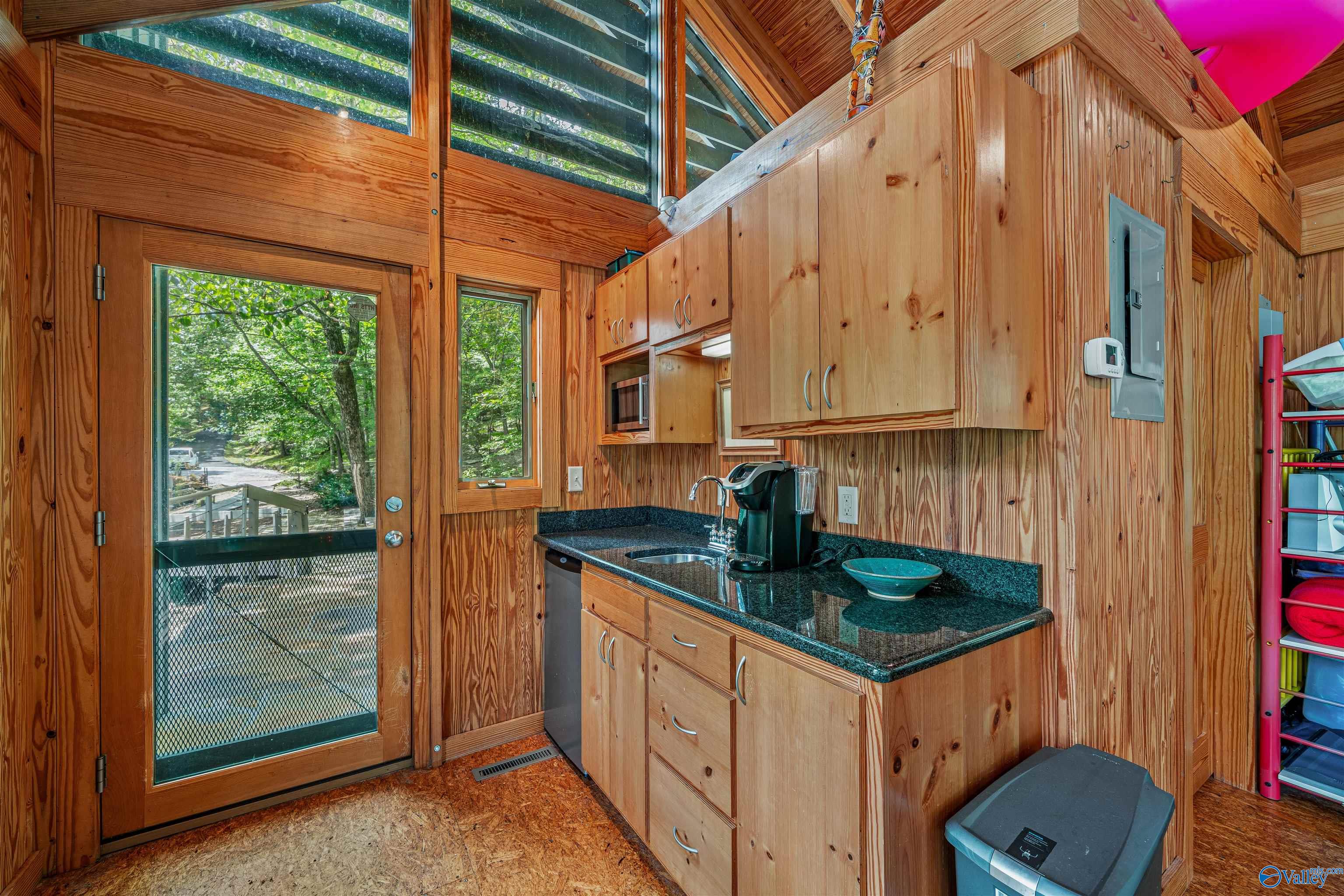 1245 County Road 633