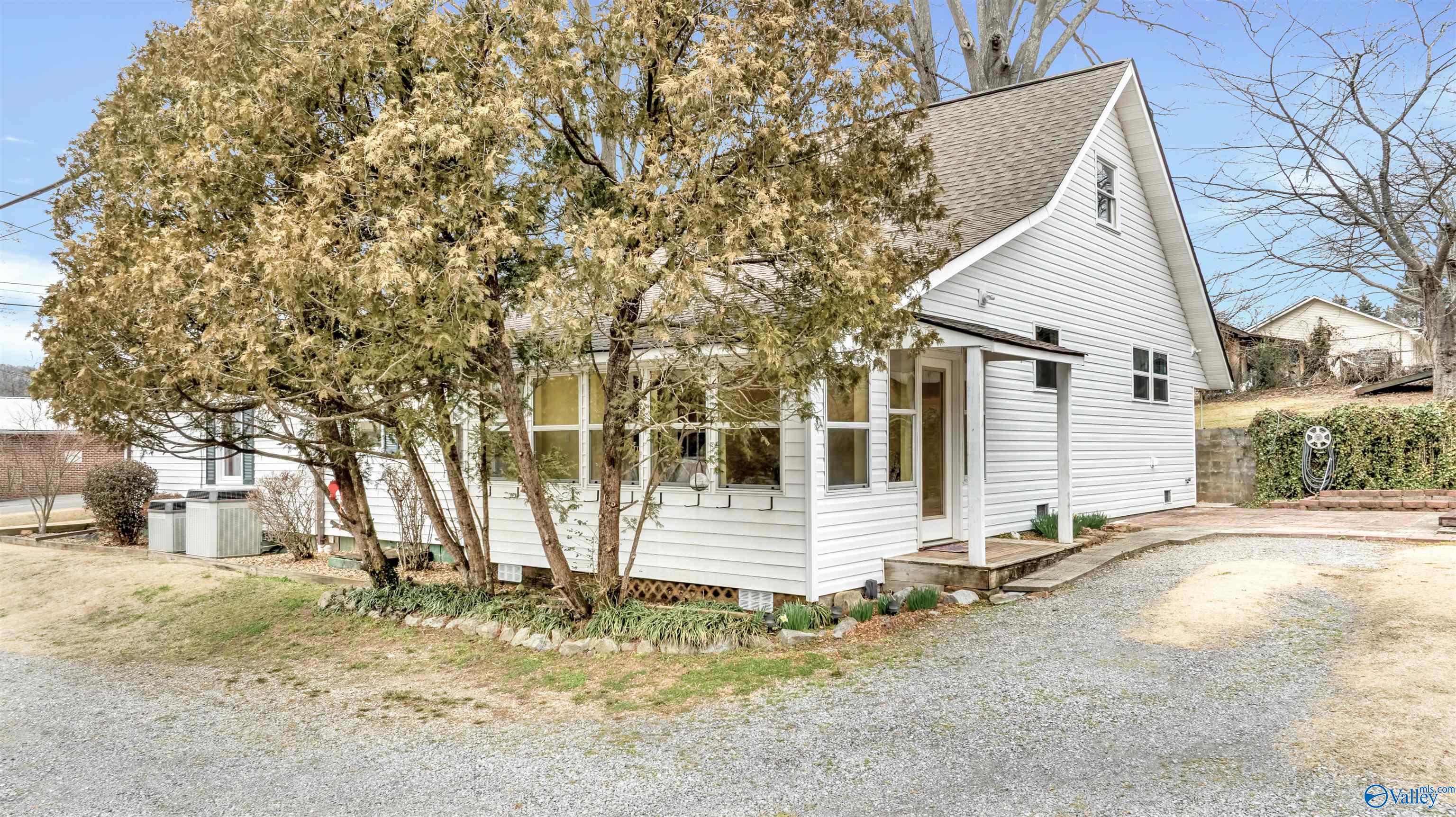 413 Lincoln Avenue SE