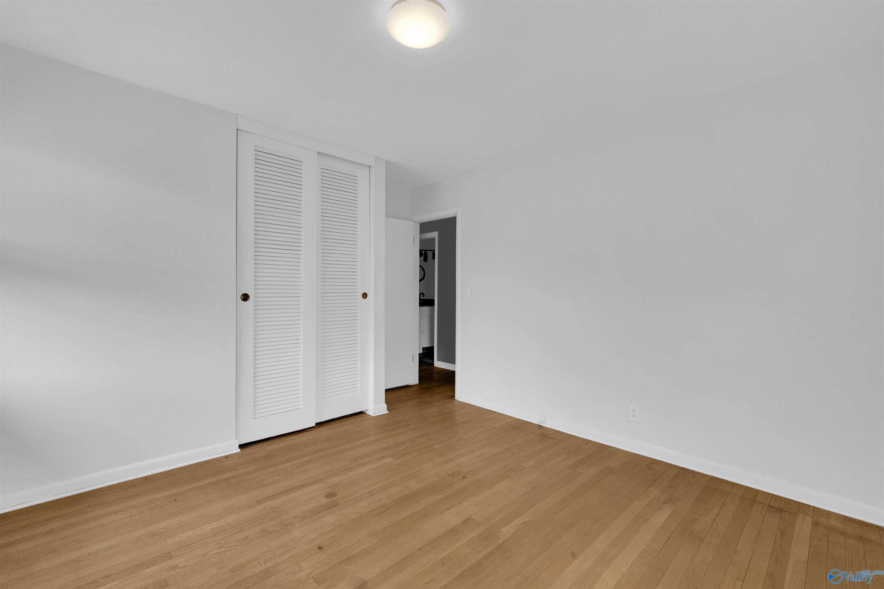 308 Hamilton Drive NE