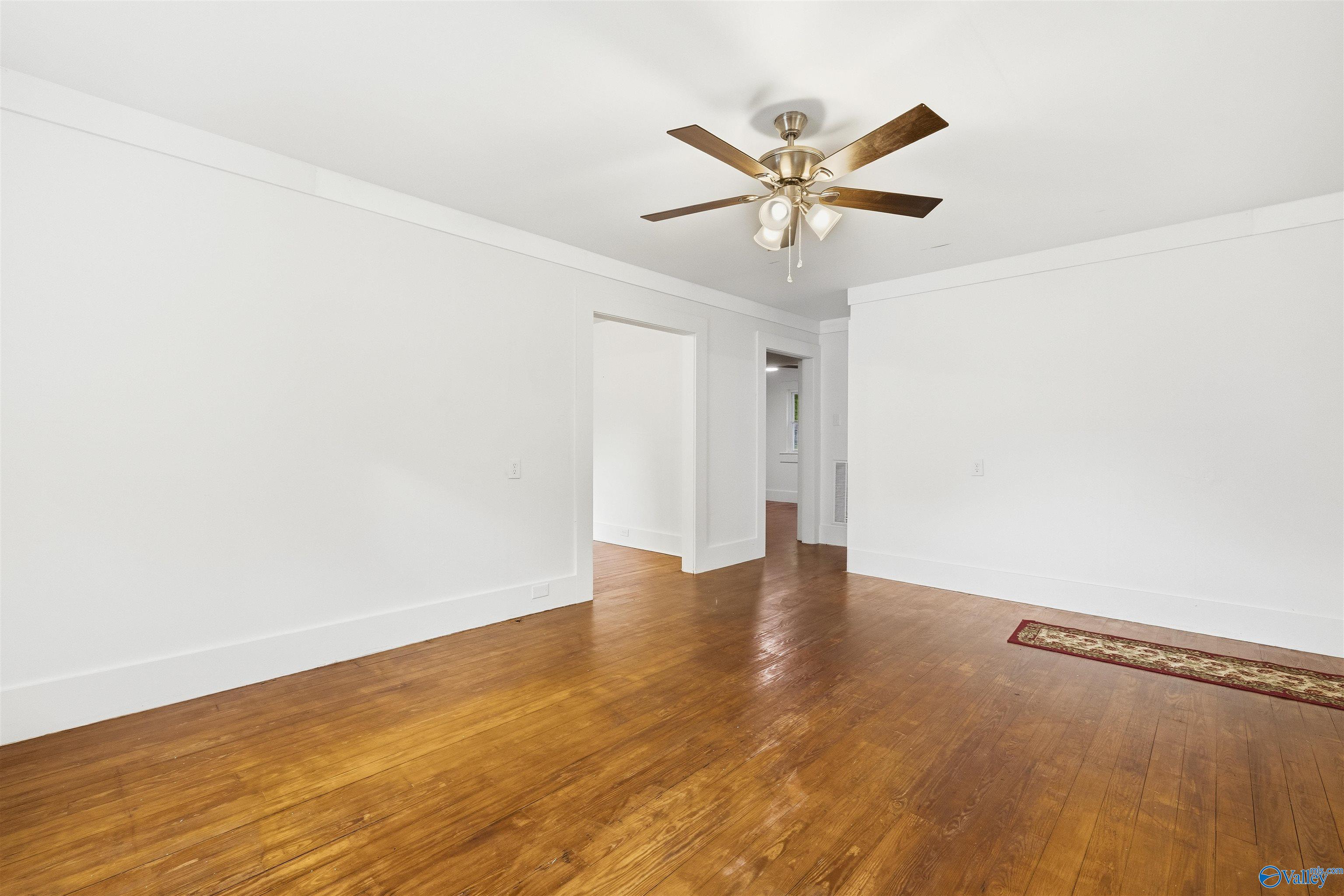 605 4th Street NE